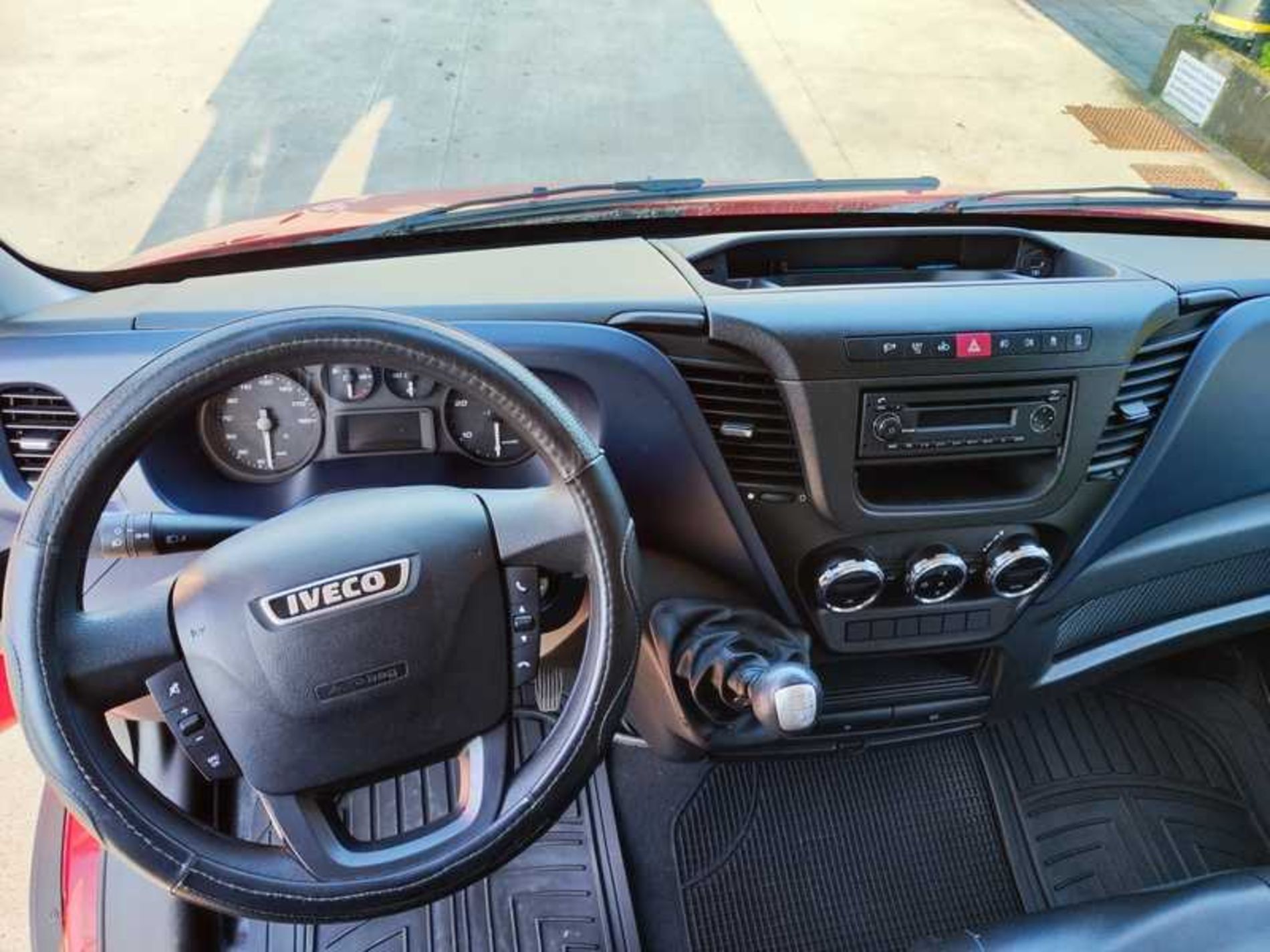 IVECO 35S14V H2 3520L - Lombardia Truck