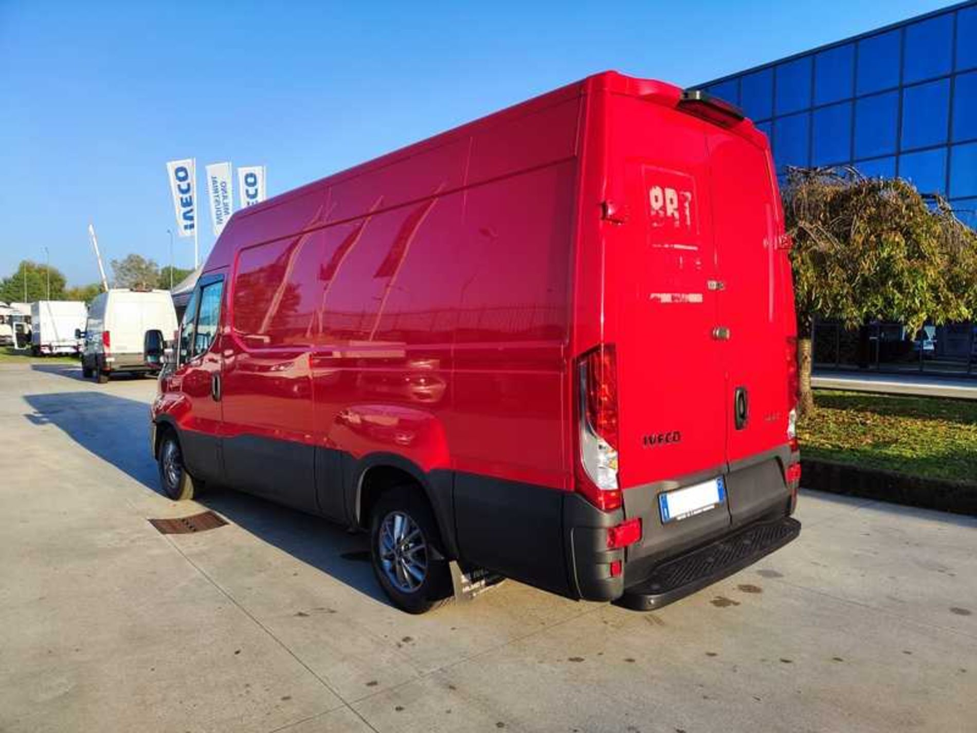 IVECO 35S14V H2 3520L - Lombardia Truck