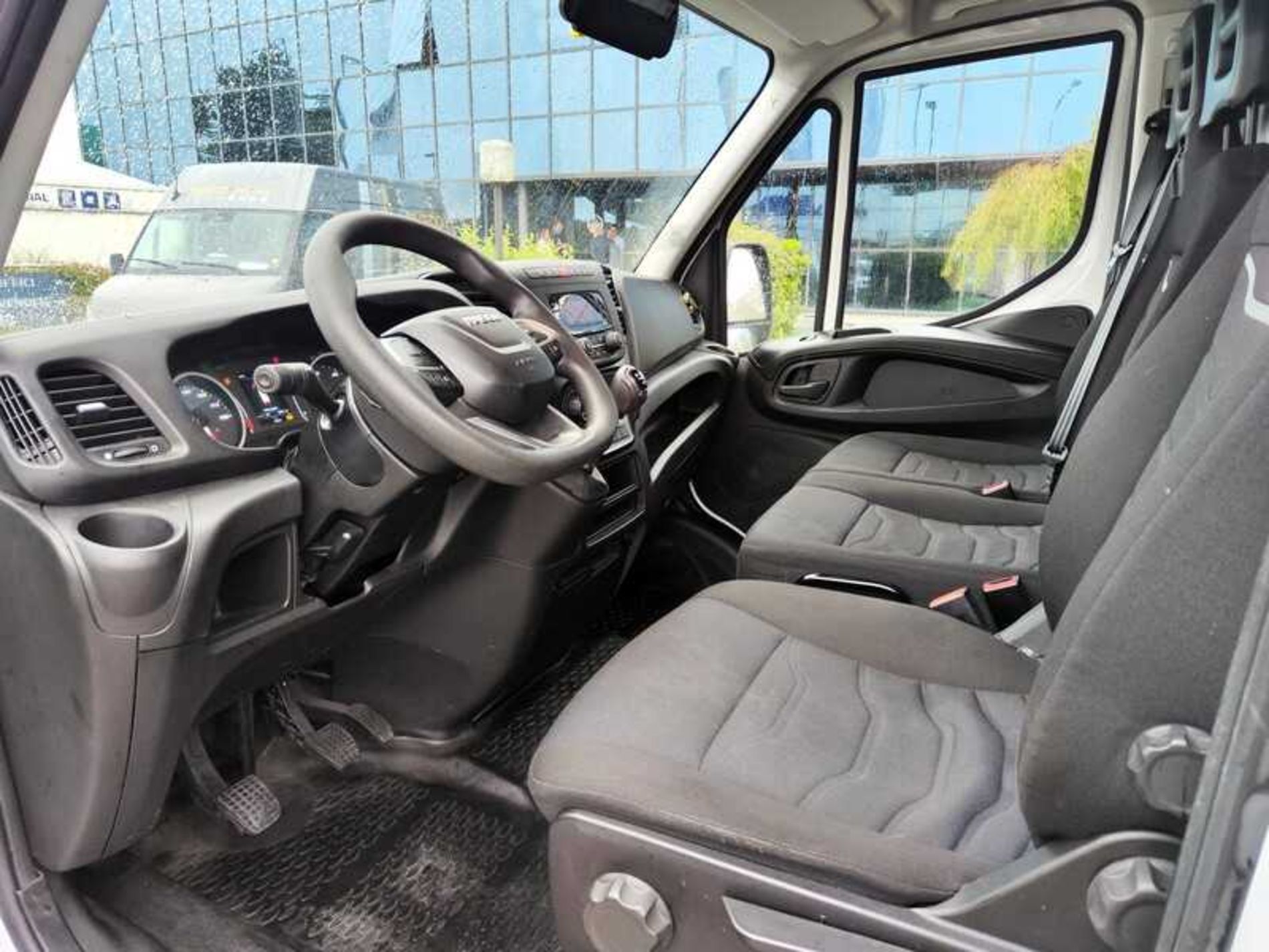 IVECO 35S14V H2 3520L - Lombardia Truck