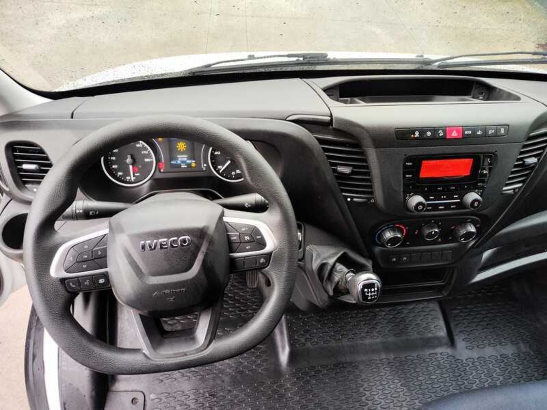 IVECO 35S14V H2 3520L - Lombardia Truck