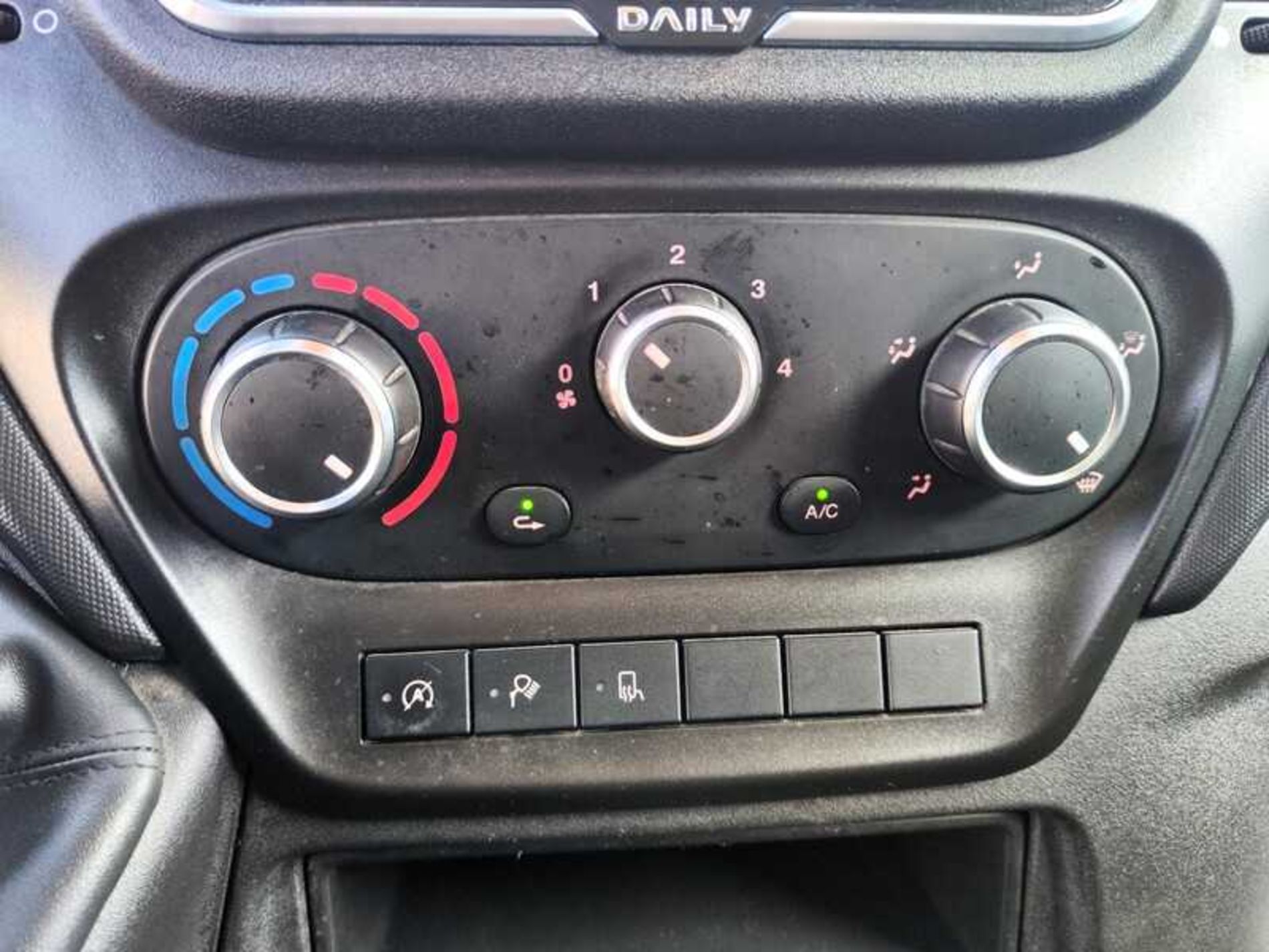 IVECO 35S14V H2 3520L - Lombardia Truck