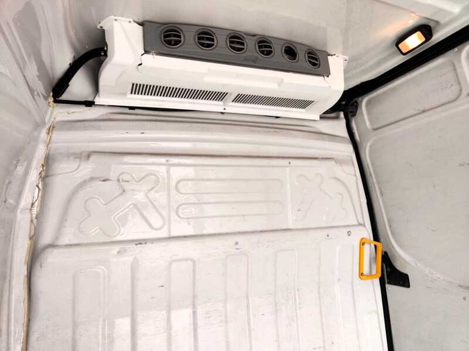 IVECO 35S14V H2 3520L TRASPORTO MEDICINALI - Lombardia Truck