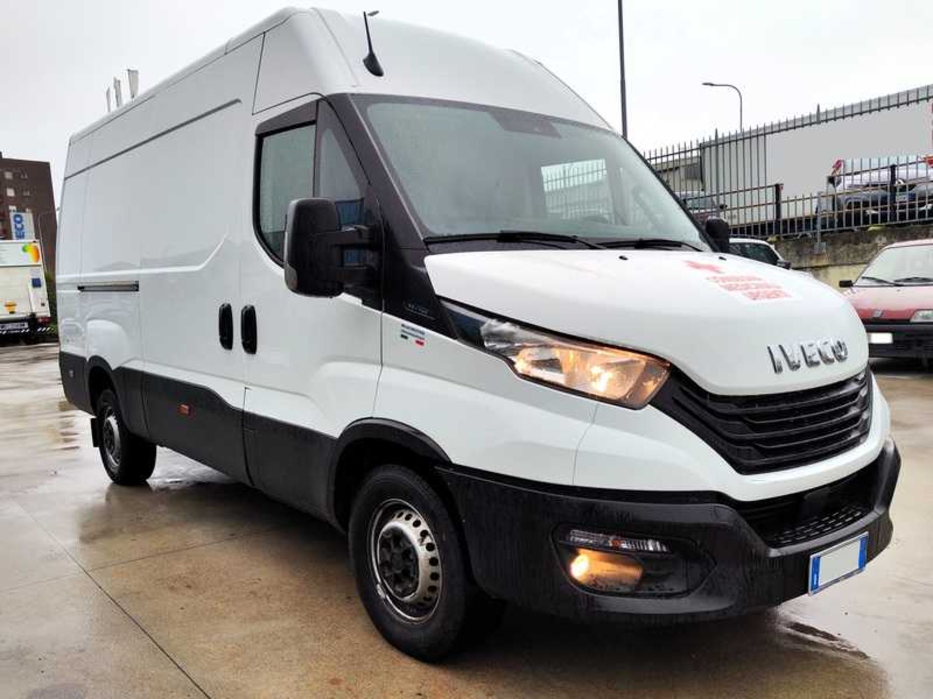 IVECO 35S14V H2 3520L TRASPORTO MEDICINALI - Lombardia Truck