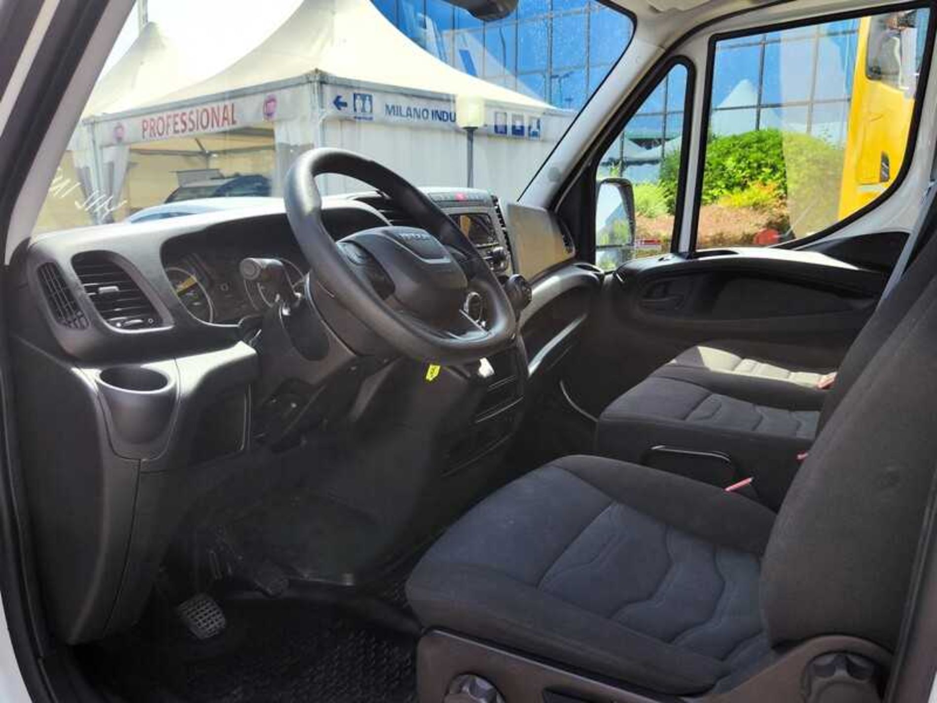 IVECO 35S16V H2 3520L - Lombardia Truck