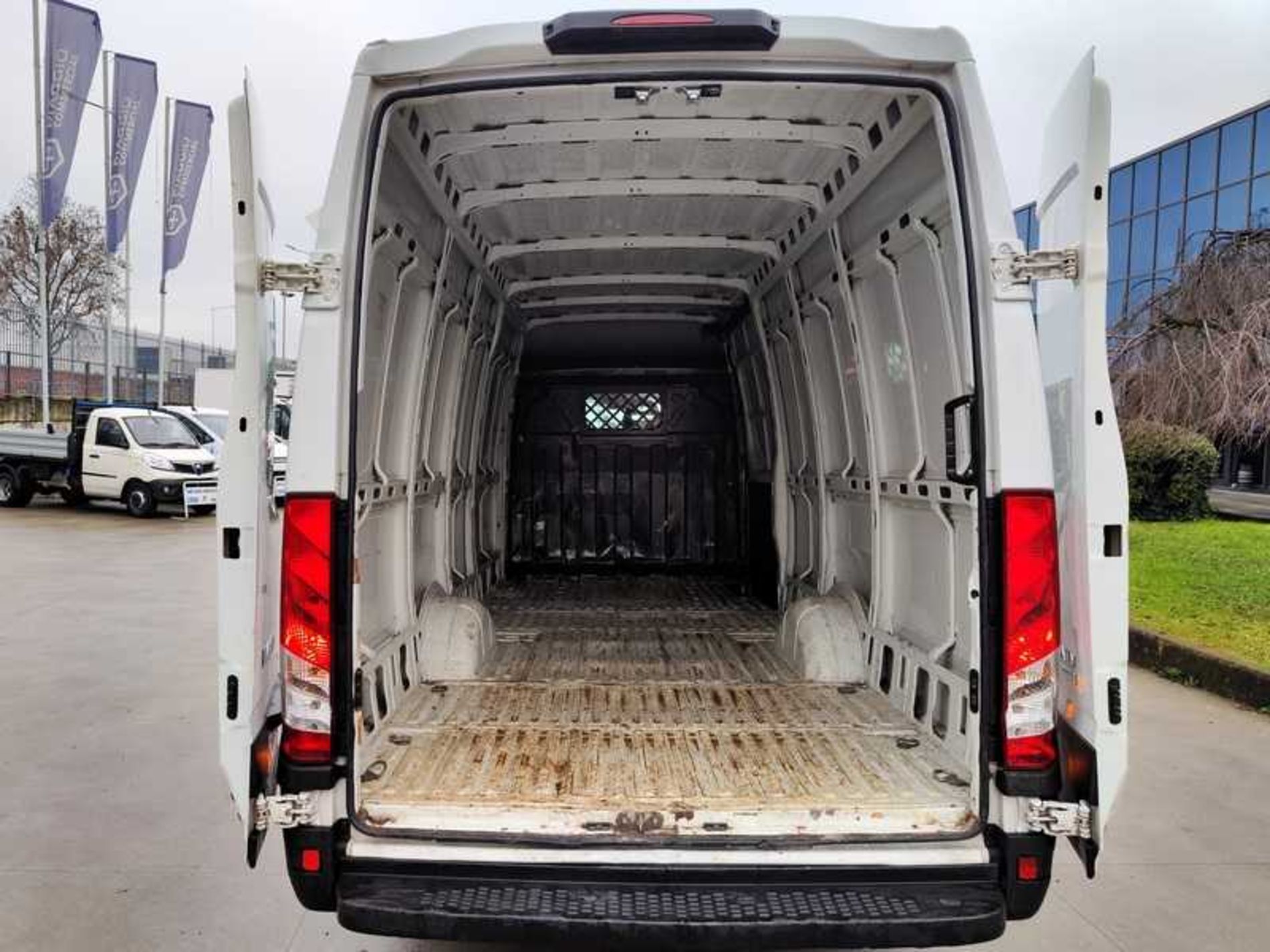 IVECO 35S16VA8V H2 4100 - Lombardia Truck