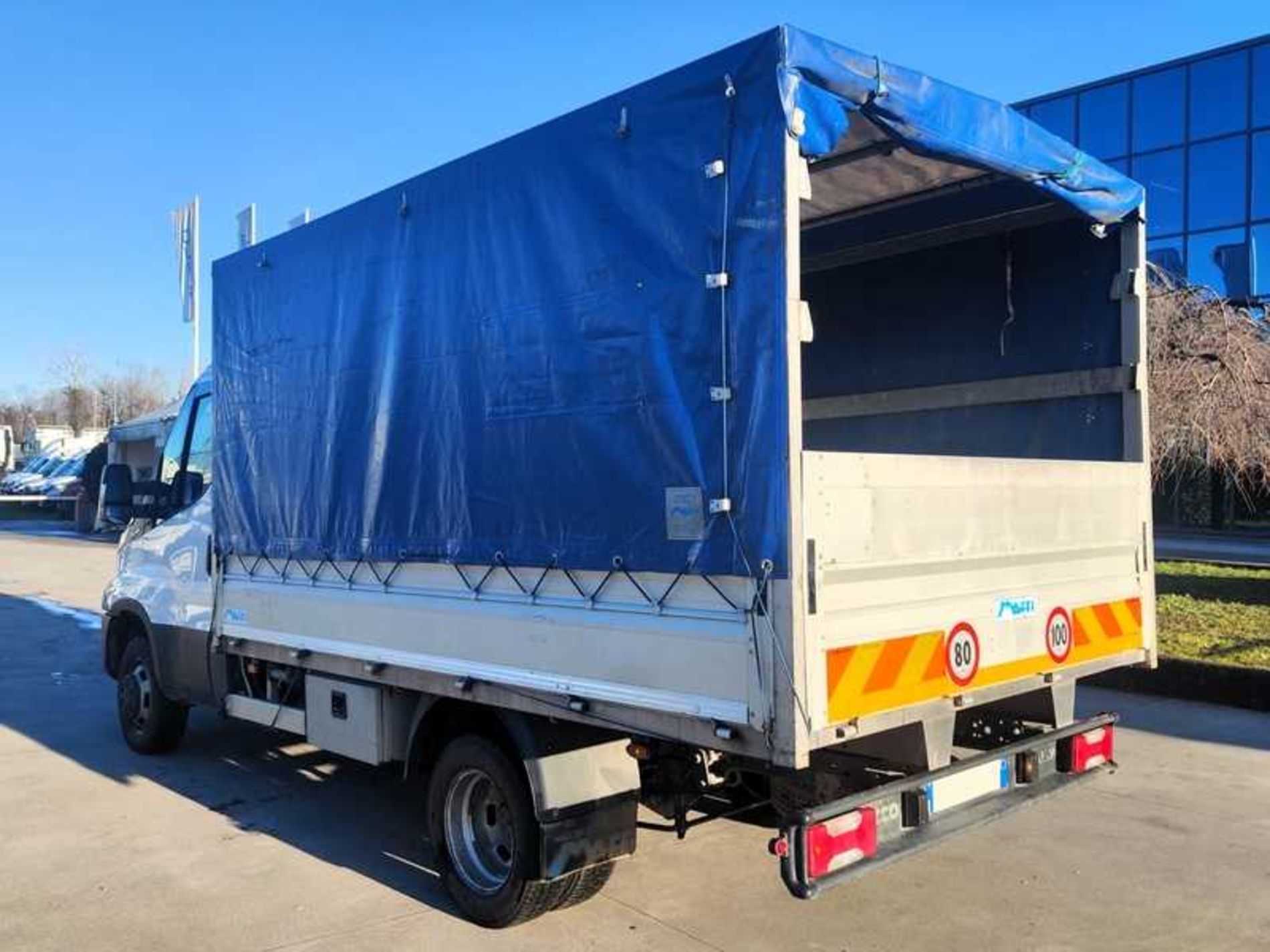 IVECO 50C18 CASSONE CON CENTINA REMOVIBILE - Lombardia Truck