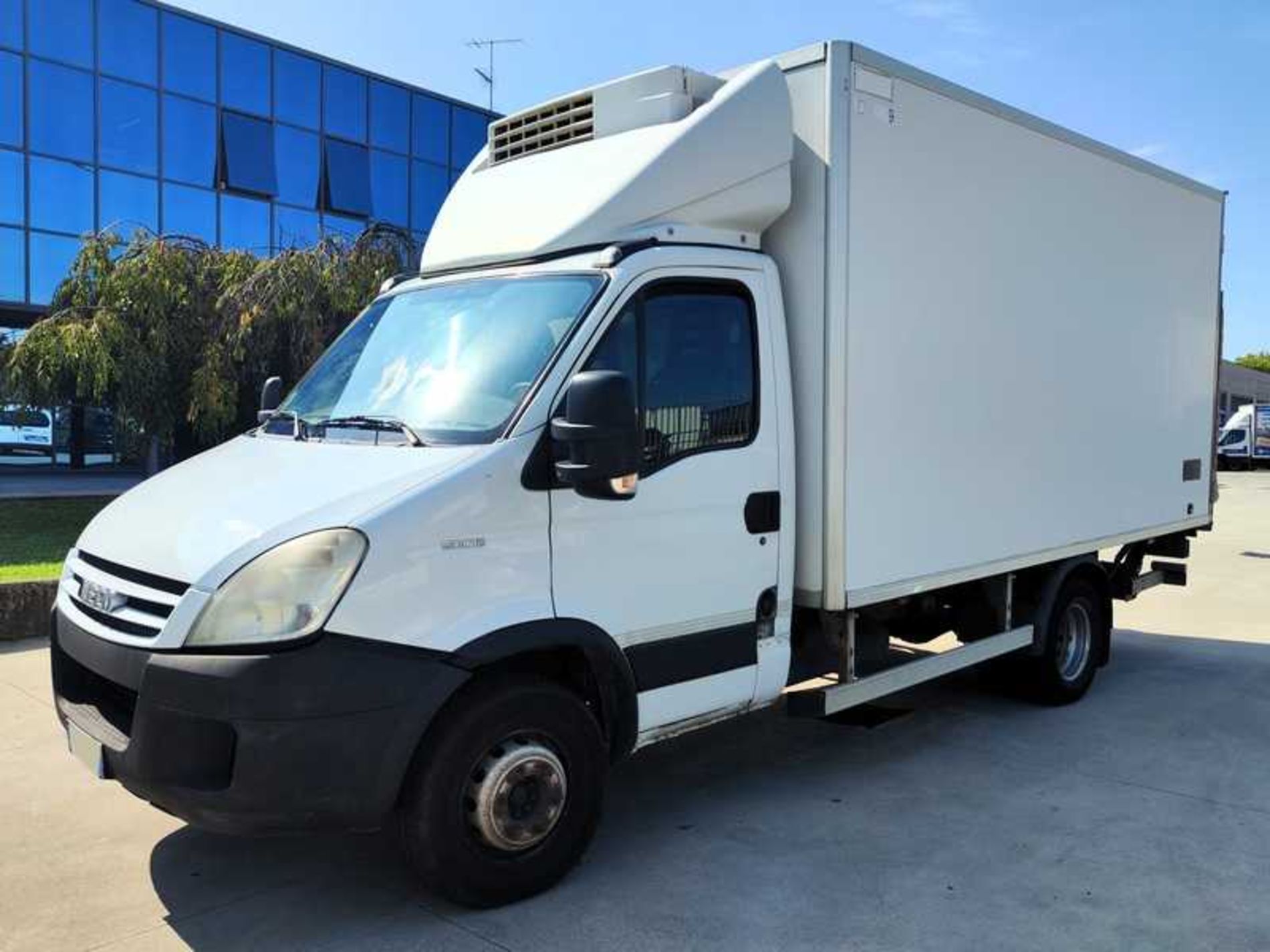 IVECO 60C15 FURGONE ISOTERMICO + FRIGO - Lombardia Truck