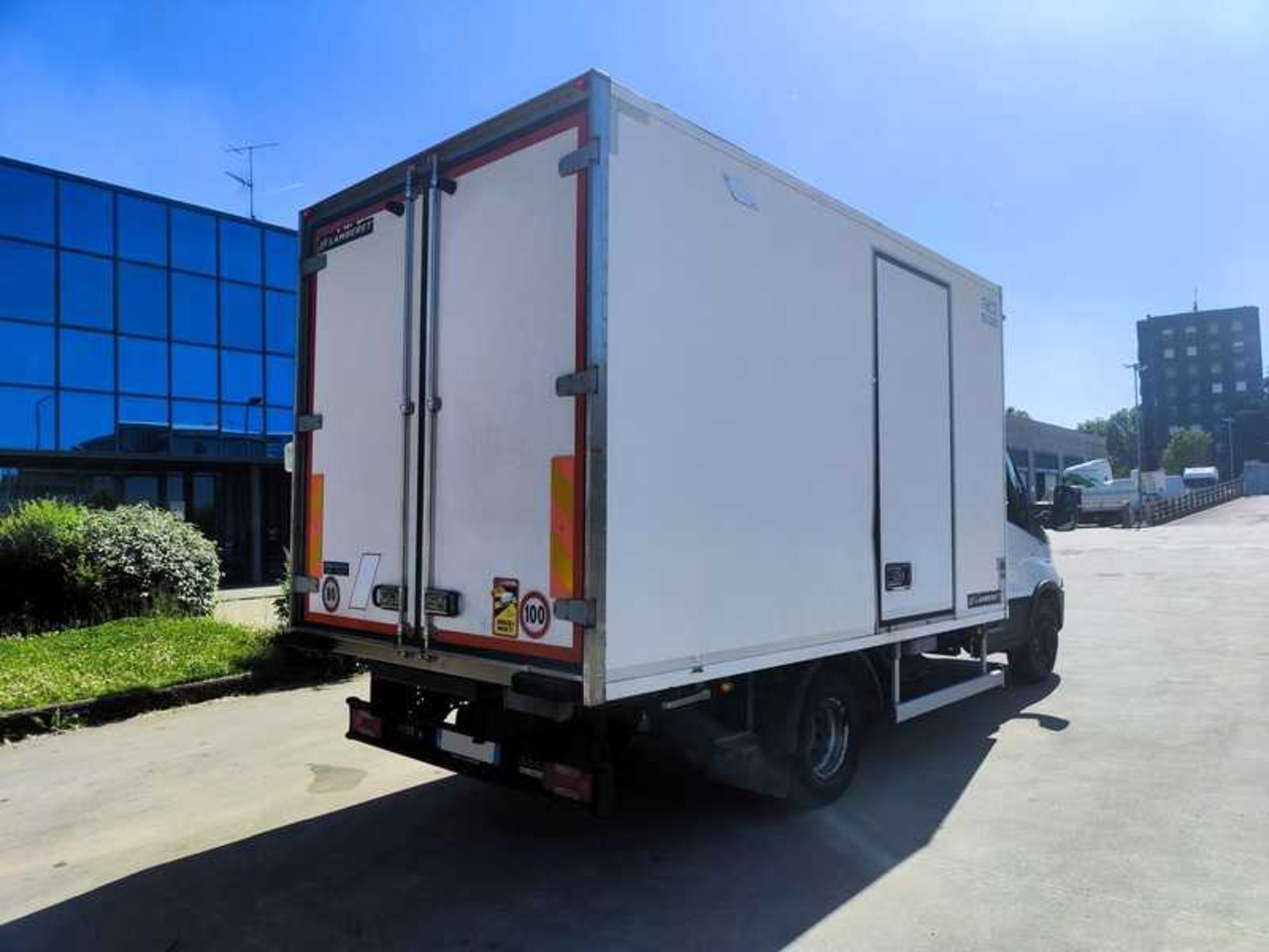 IVECO 72C17A8 FURGONE ISOTERMICO CON FRIGO - Lombardia Truck
