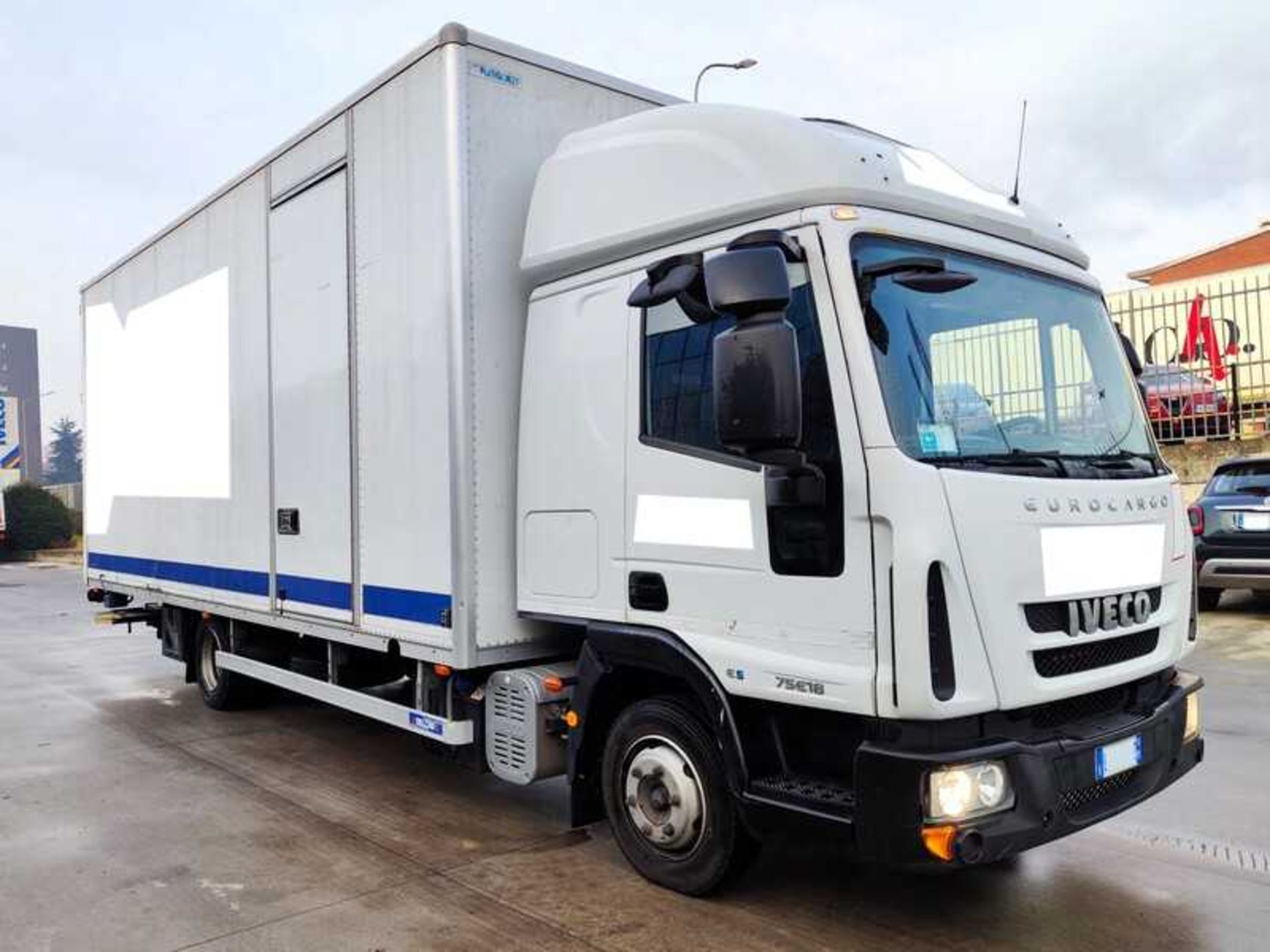 IVECO ML75E18/P FURGONE IN LEGA CON SPONDA - Lombardia Truck