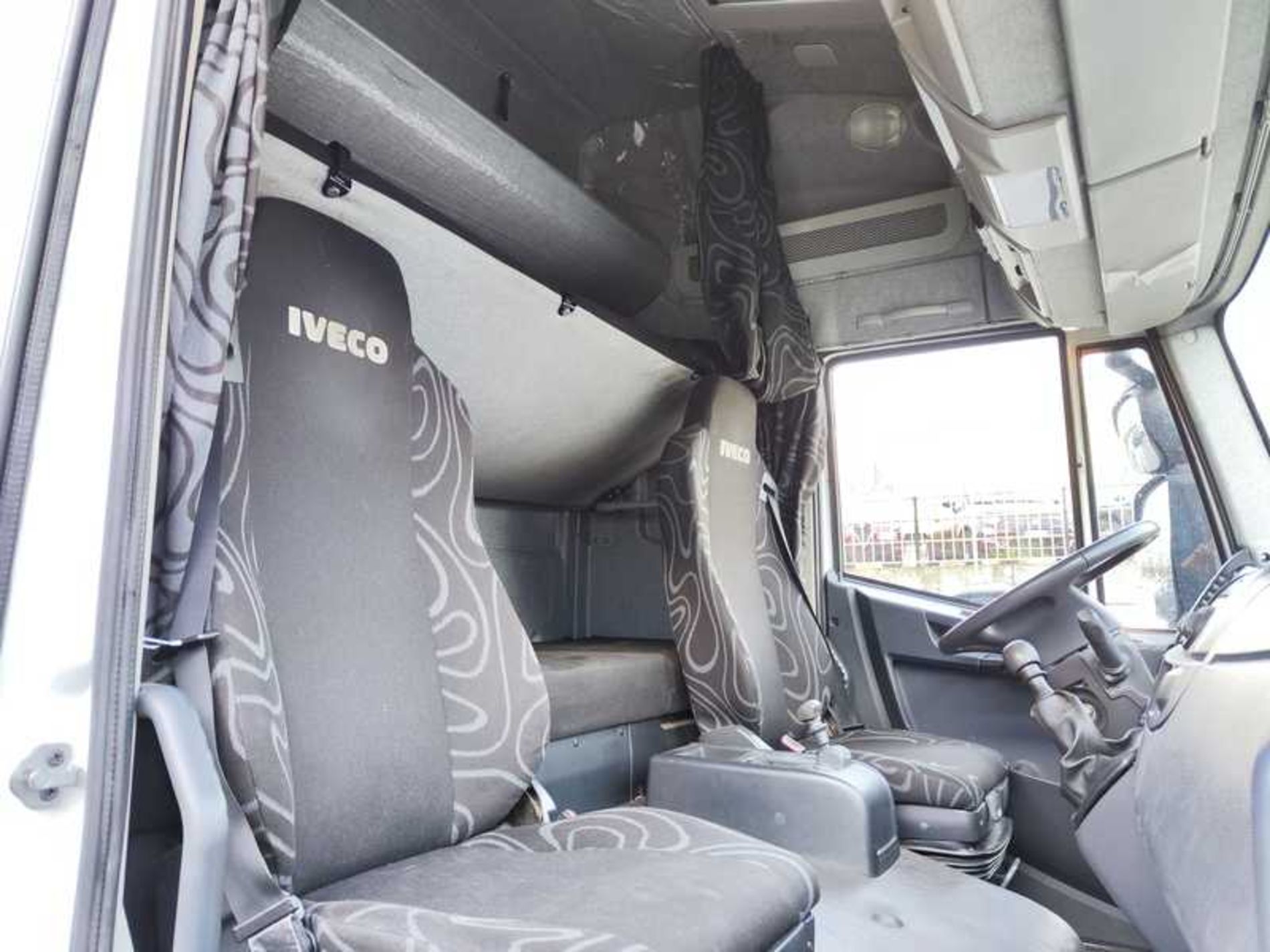 IVECO ML75E18/P FURGONE IN LEGA CON SPONDA - Lombardia Truck