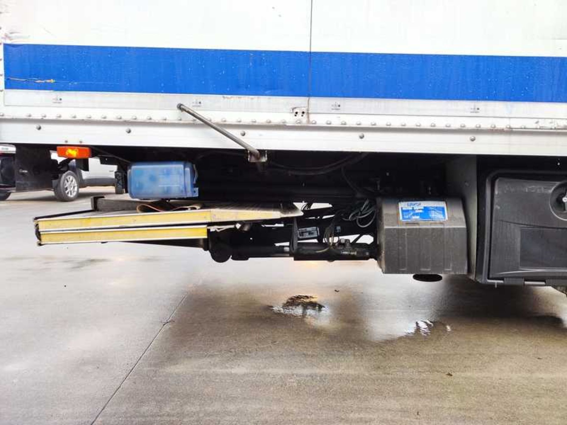 IVECO ML75E18/P FURGONE IN LEGA CON SPONDA - Lombardia Truck