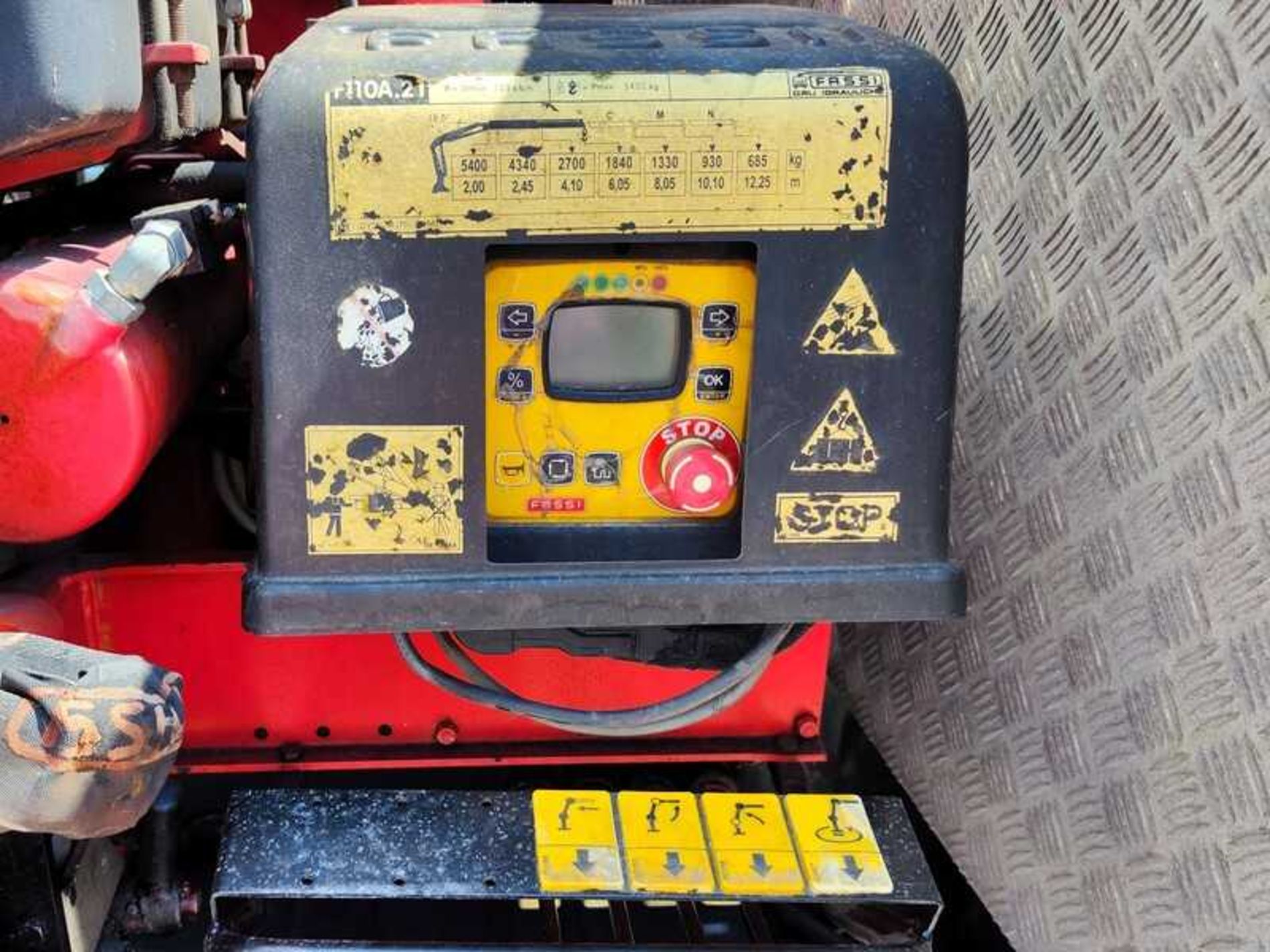 IVECO AS260S42Y/FS CASSONE CON GRU DIETRO CABINA - Lombardia Truck