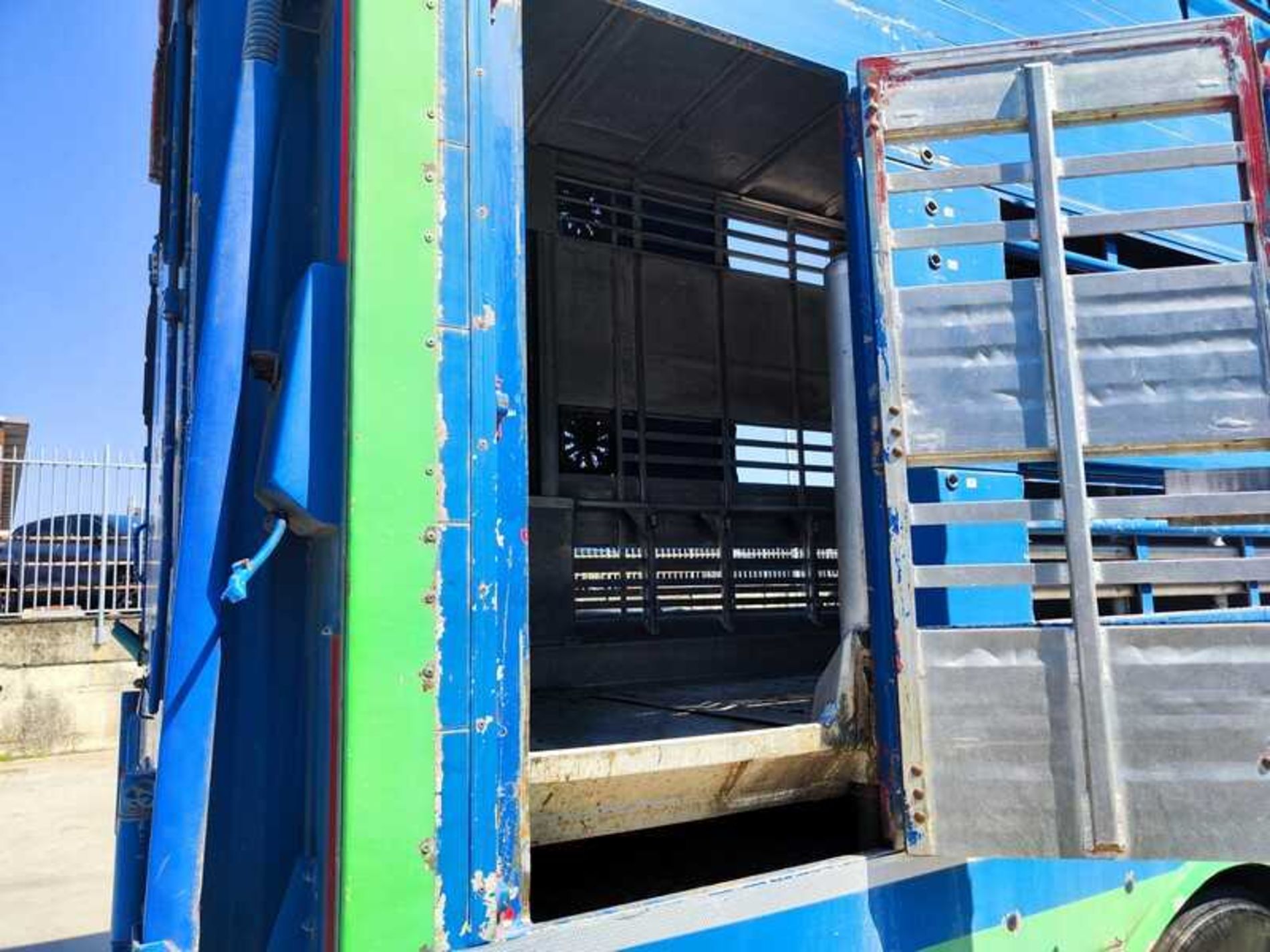 IVECO AS260S56Y/PS TRASPORTO ANIMALI - Lombardia Truck