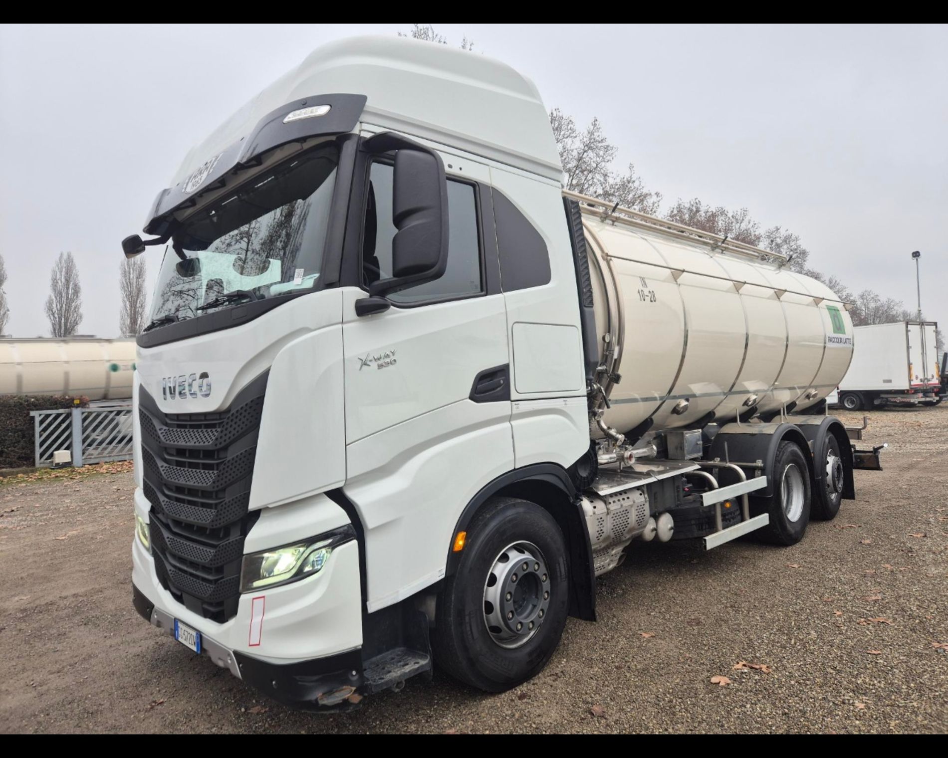 IVECO AS280X53Y/PS ON - C X-Way MY19 AS C11/C13 6x2P - Lombardia Truck