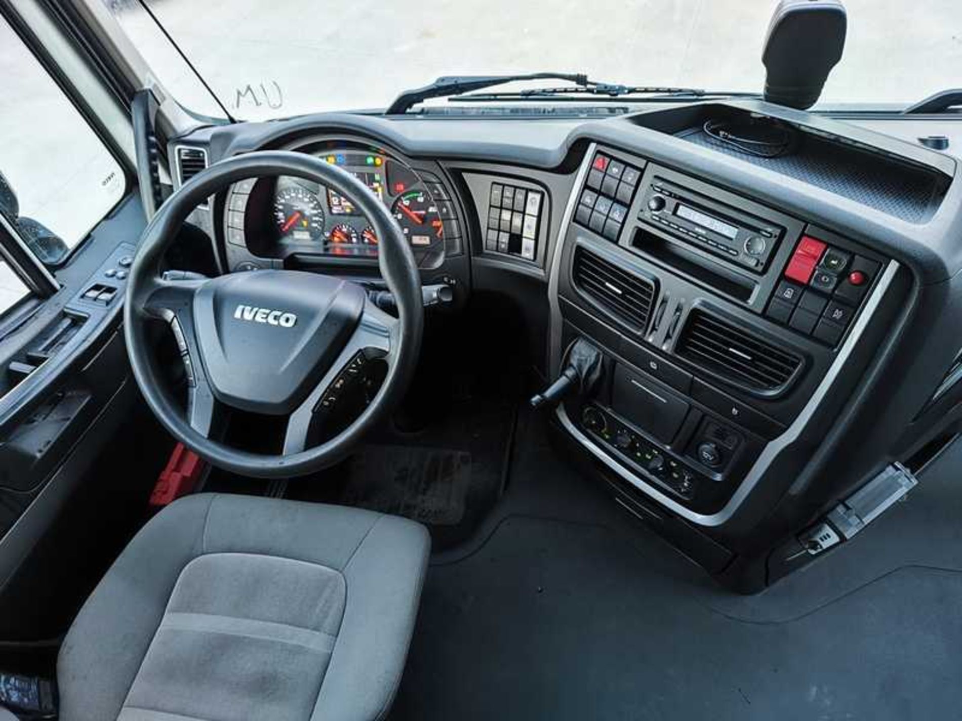 IVECO AS440S46T/P CON IMPIANTO IDRAULICO - Lombardia Truck