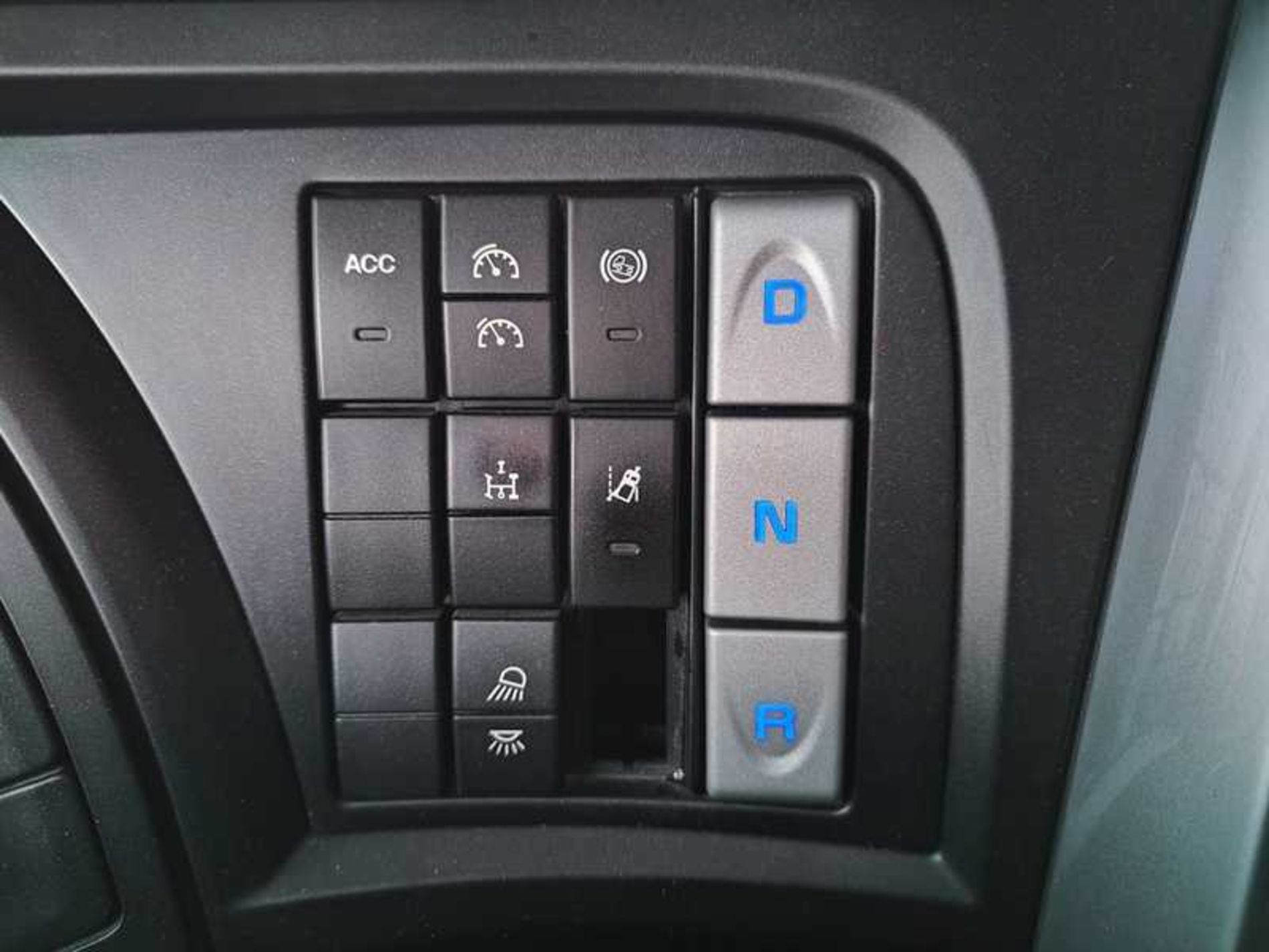 IVECO AS440S46T/P CON IMPIANTO IDRAULICO - Lombardia Truck