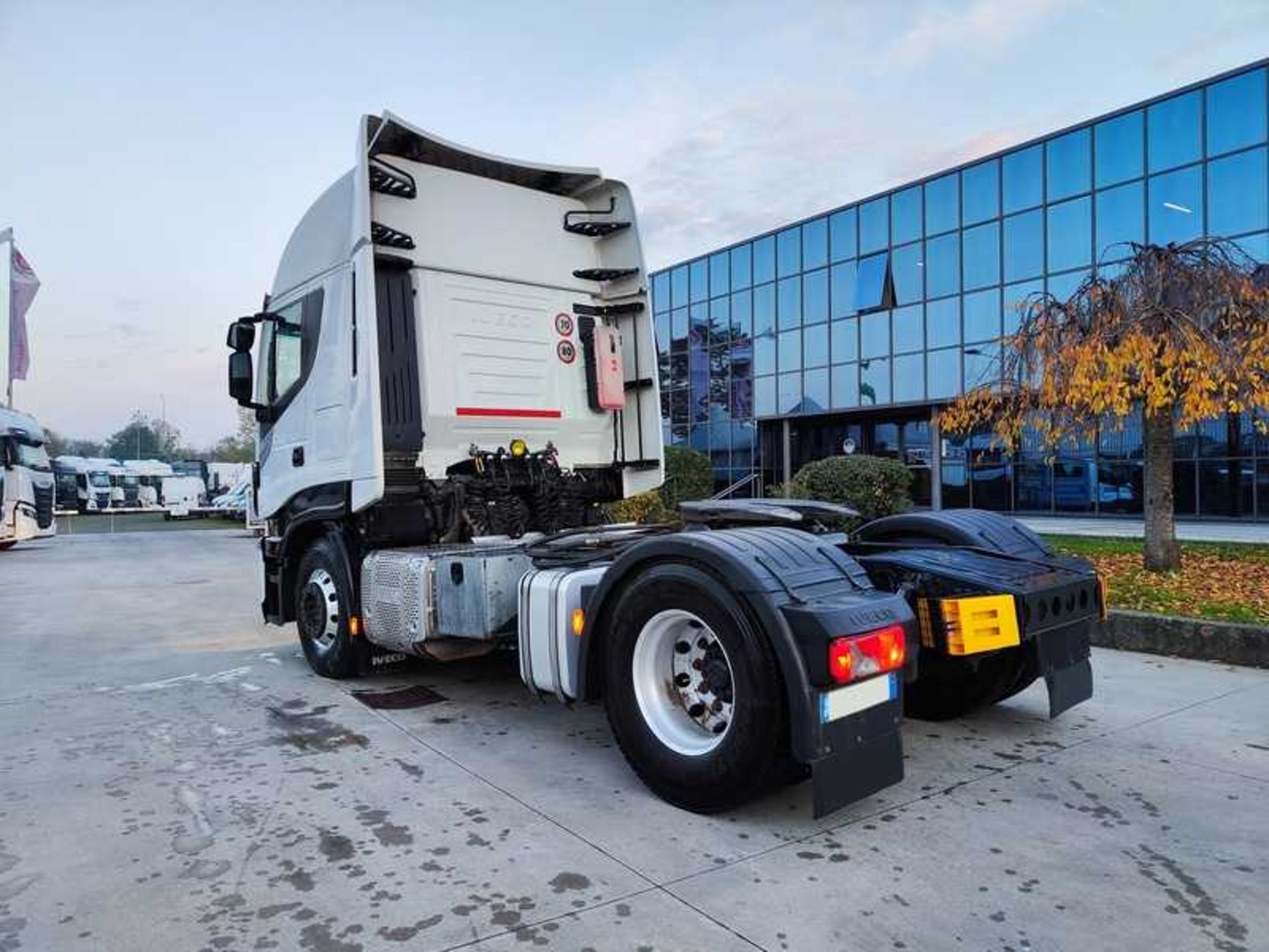 IVECO AS440S46T/P CON IMPIANTO IDRAULICO - Lombardia Truck