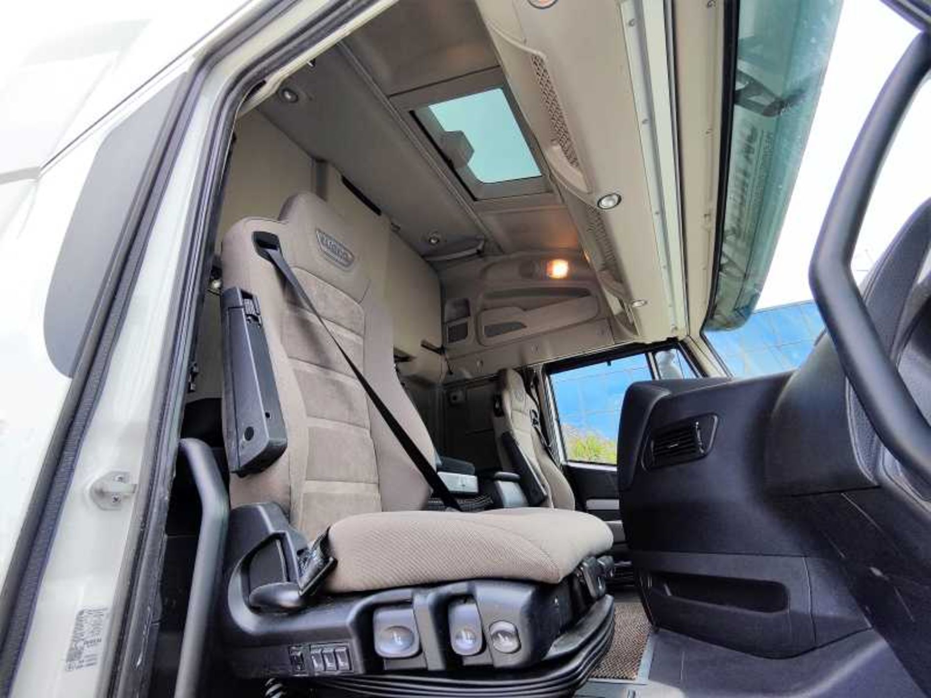 IVECO AS440S48T/FP LT - Lombardia Truck