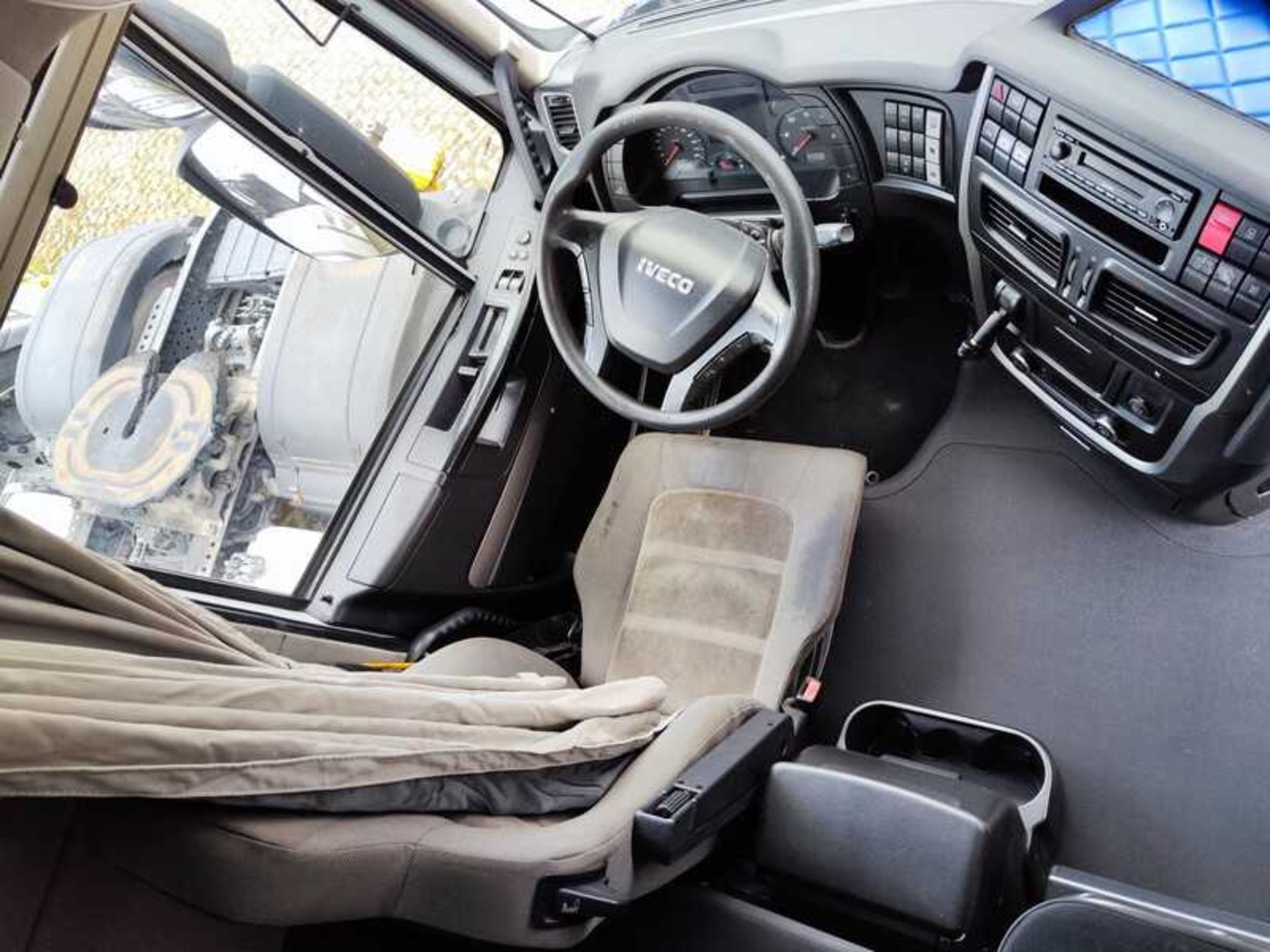 IVECO AS440S48T/P - Lombardia Truck