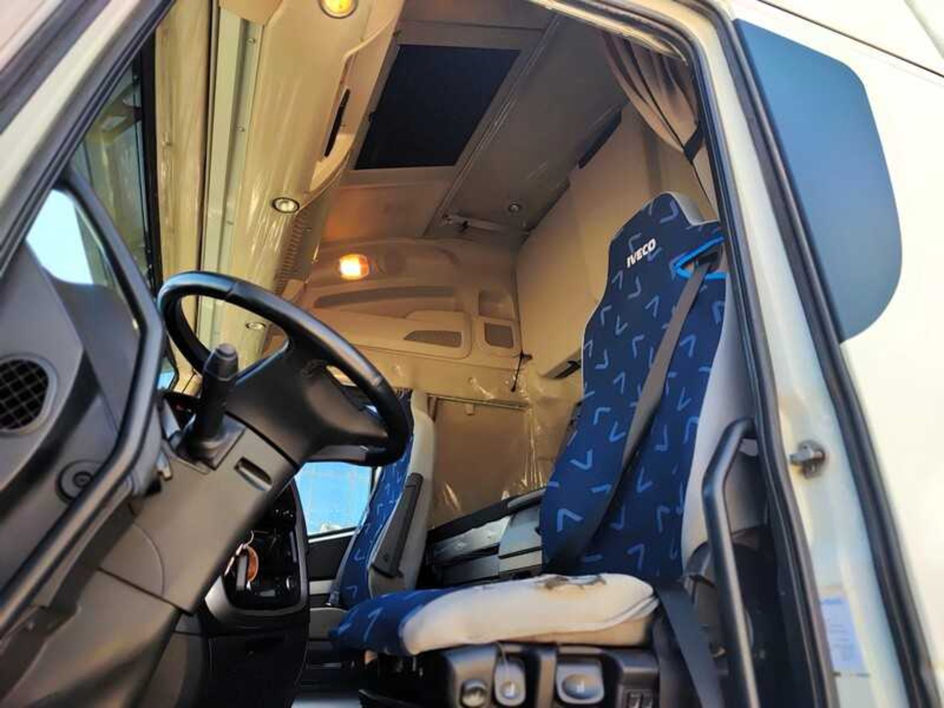 IVECO AS440S48T/P CON IMPIANTO - Lombardia Truck