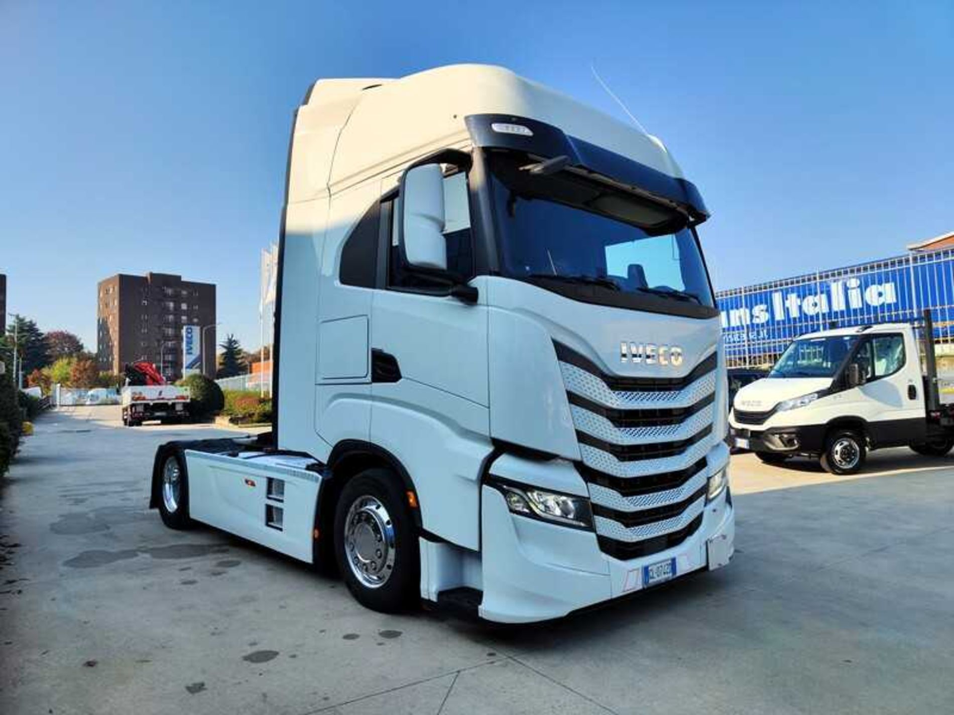 IVECO AS440S57T/FP LT - Lombardia Truck