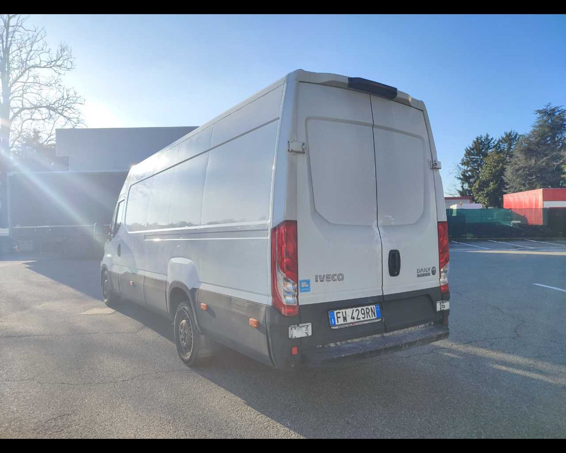 IVECO Daily 35 S14S A8 V H3 - Lombardia Truck