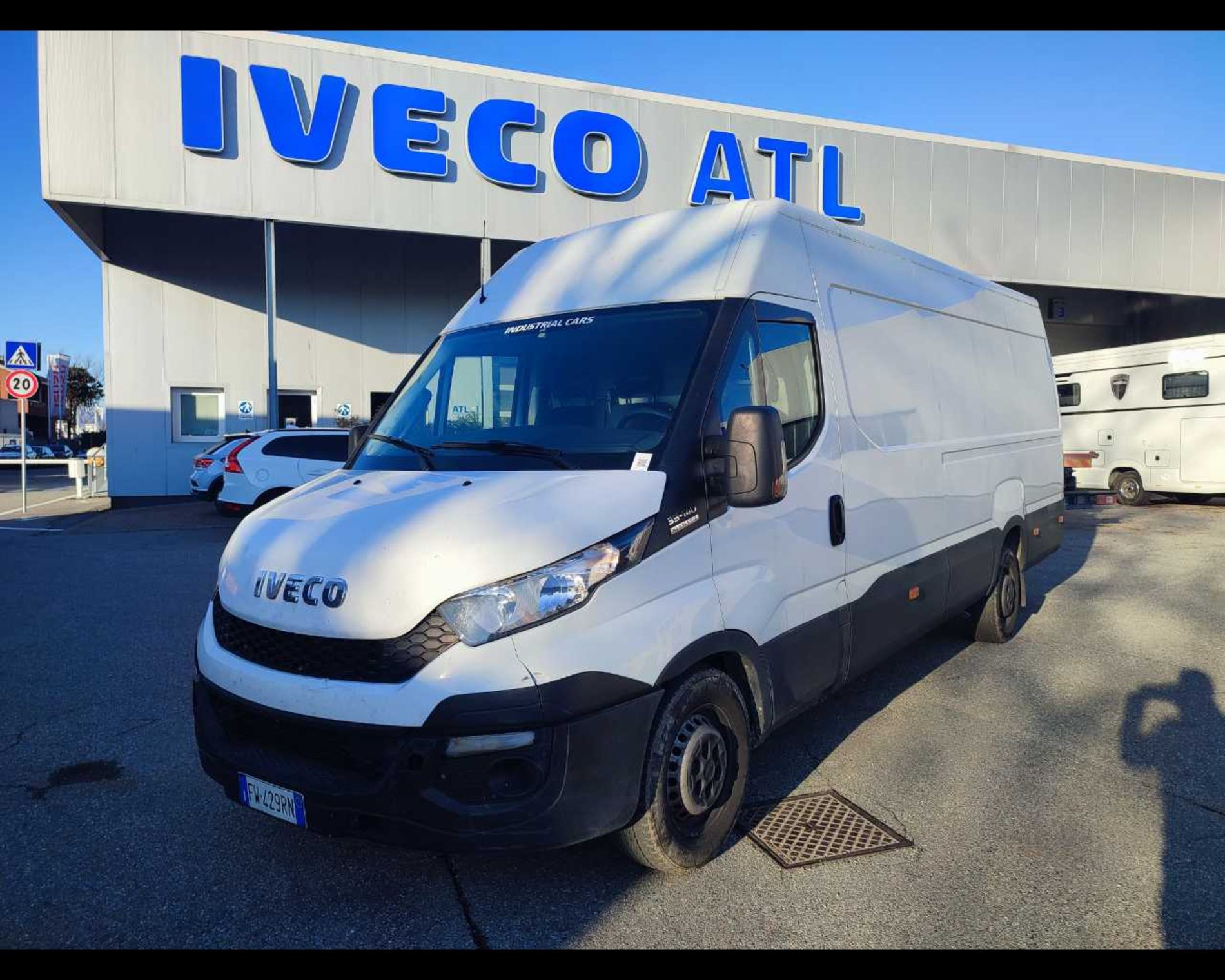 IVECO Daily 35 S14S A8 V H3 - Lombardia Truck