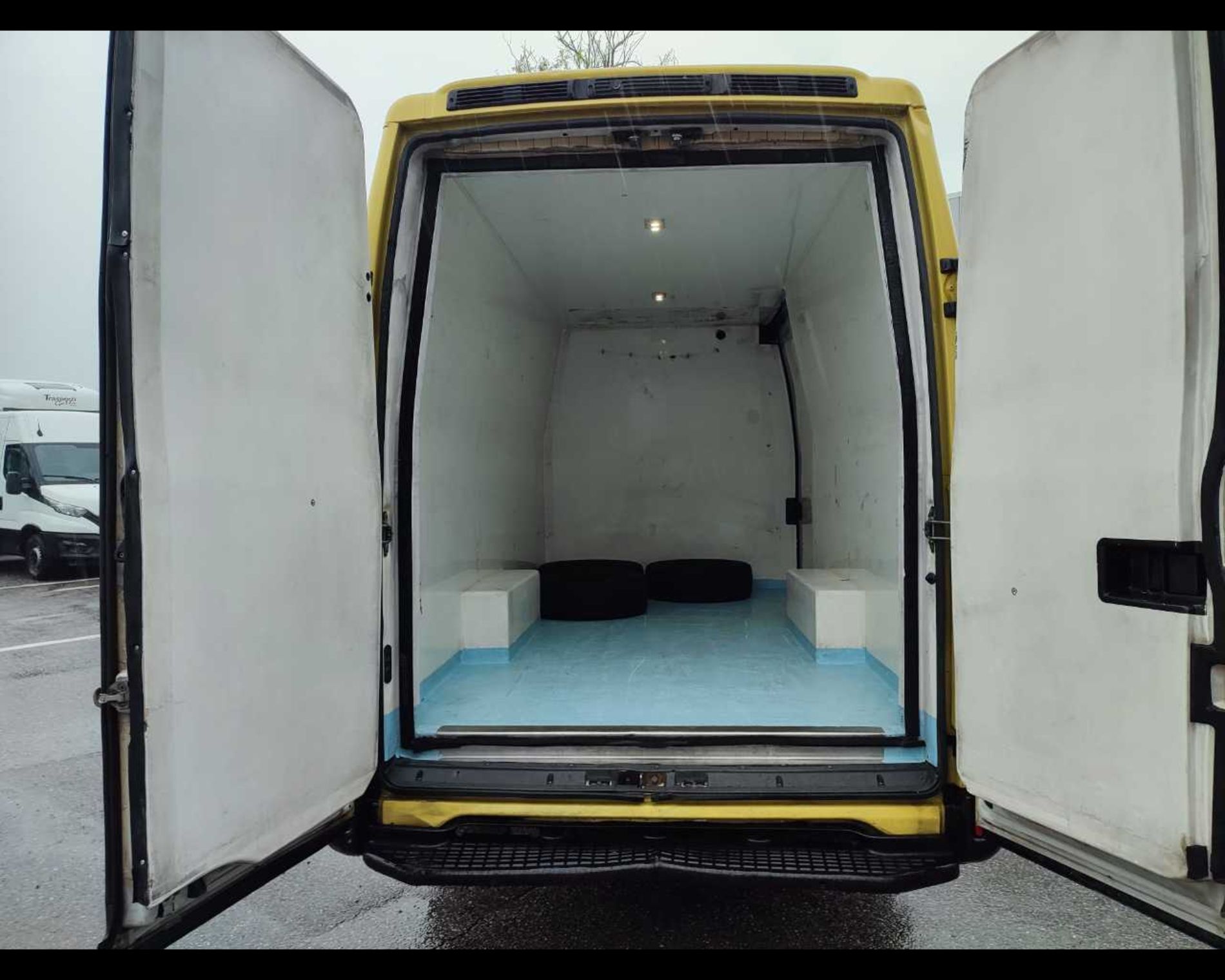 IVECO Daily 29 L10 p.m. - Lombardia Truck