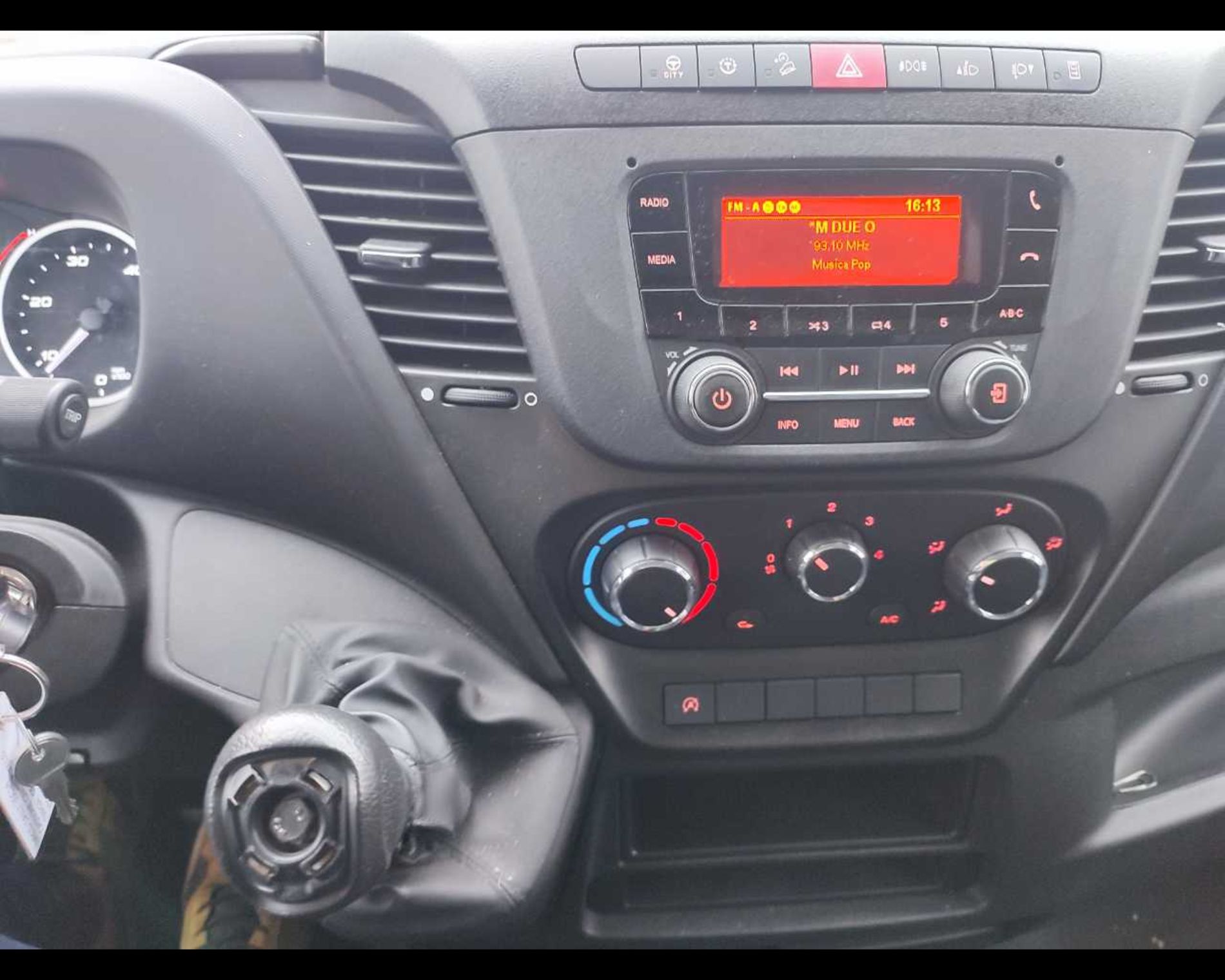 IVECO Daily 35 C14H CENT - Lombardia Truck