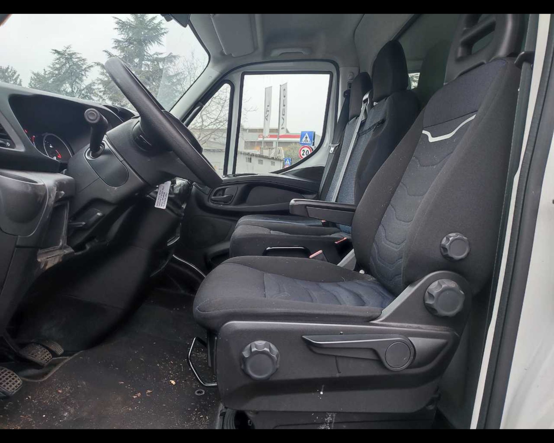 IVECO Daily 35 C14H CENT - Lombardia Truck