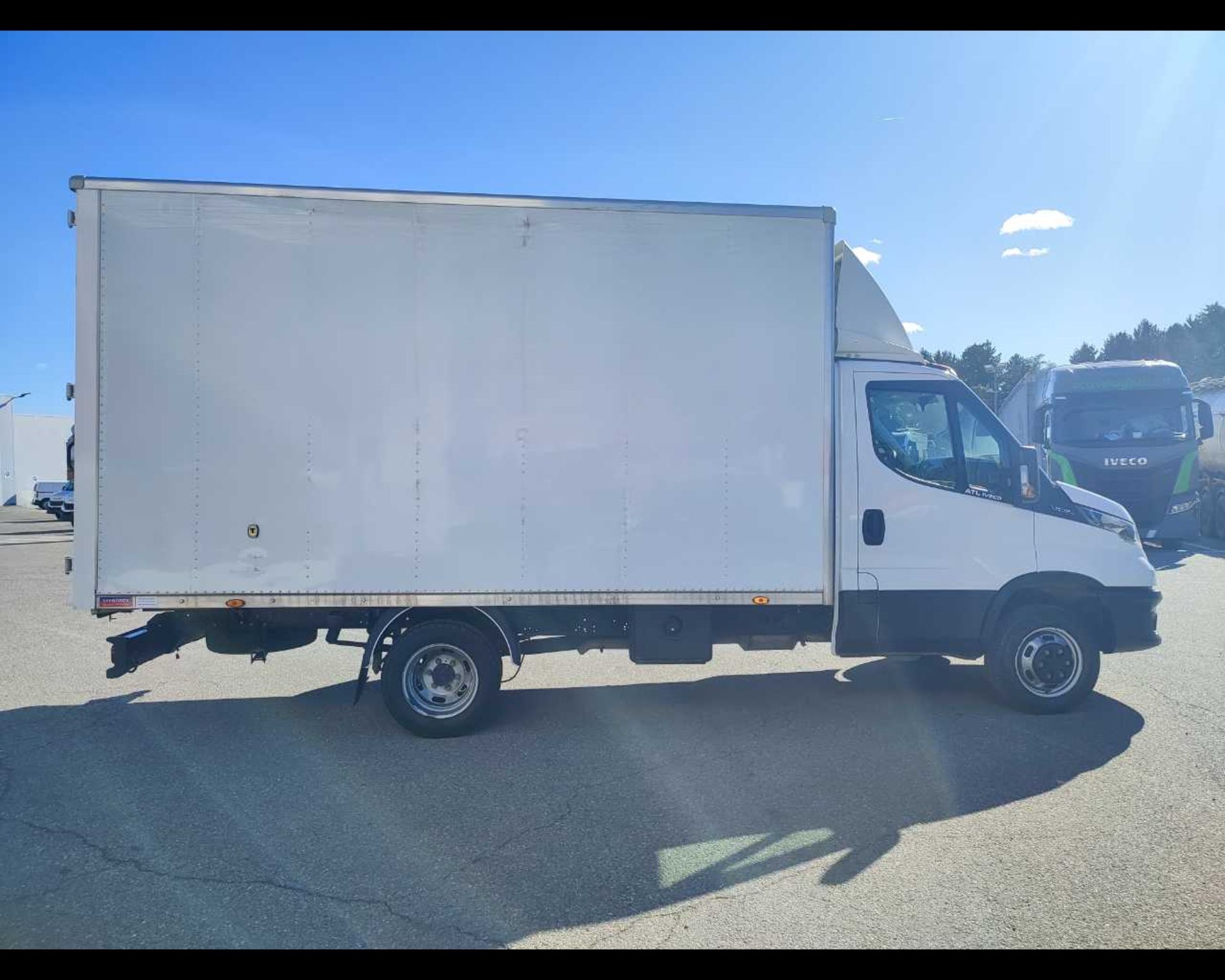 IVECO Daily 35 C14H BOX - Lombardia Truck