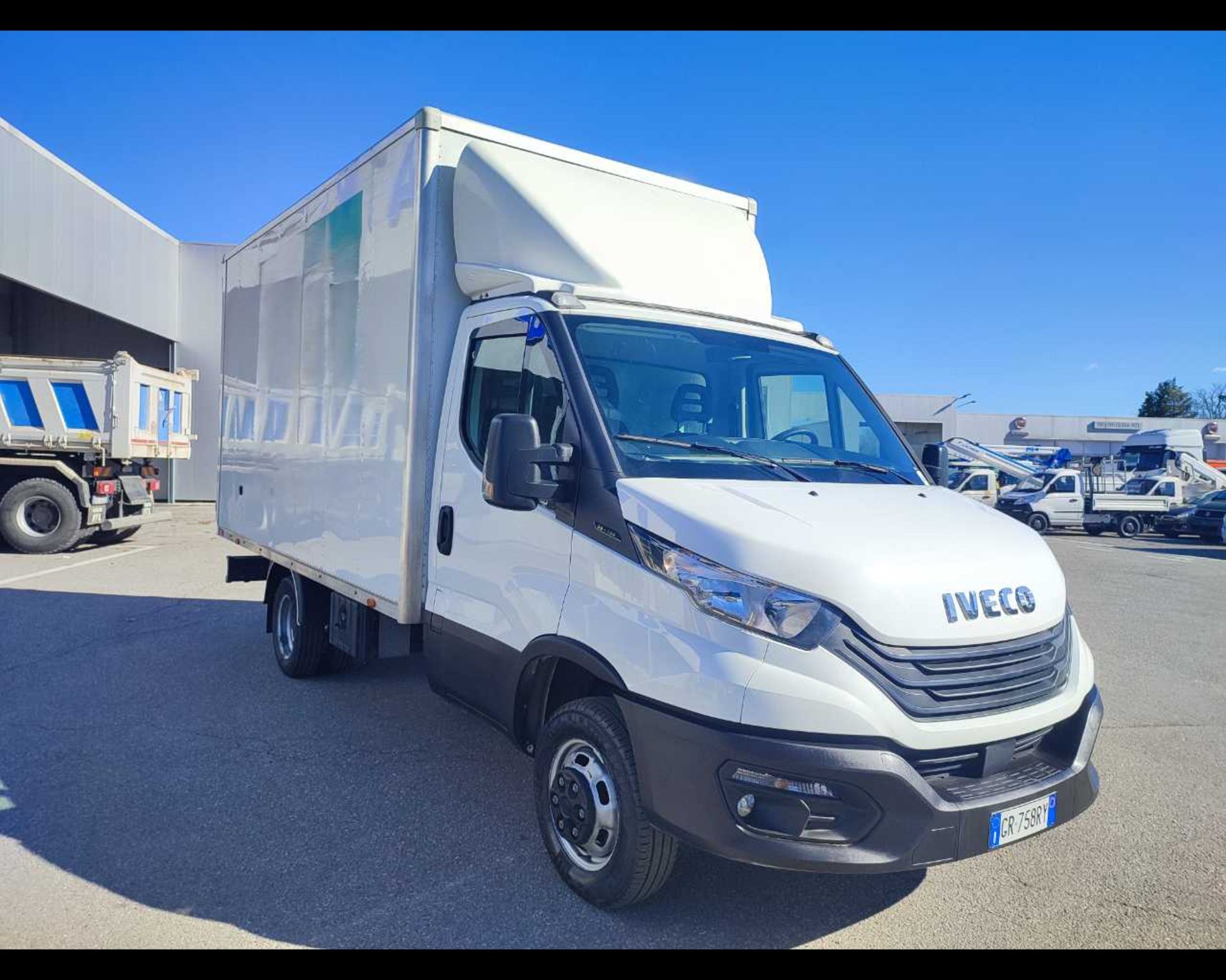IVECO Daily 35 C14H BOX - Lombardia Truck