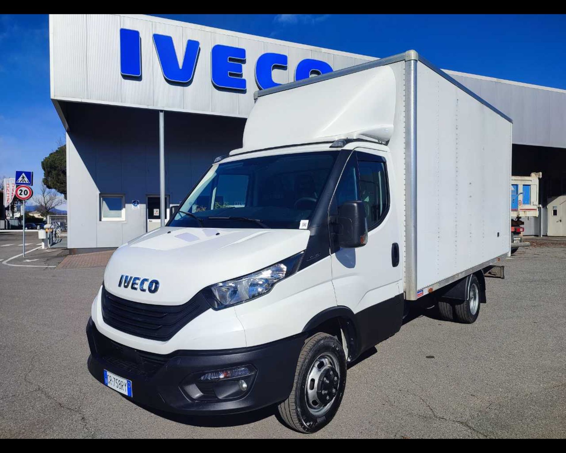 IVECO Daily 35 C14H BOX - Lombardia Truck