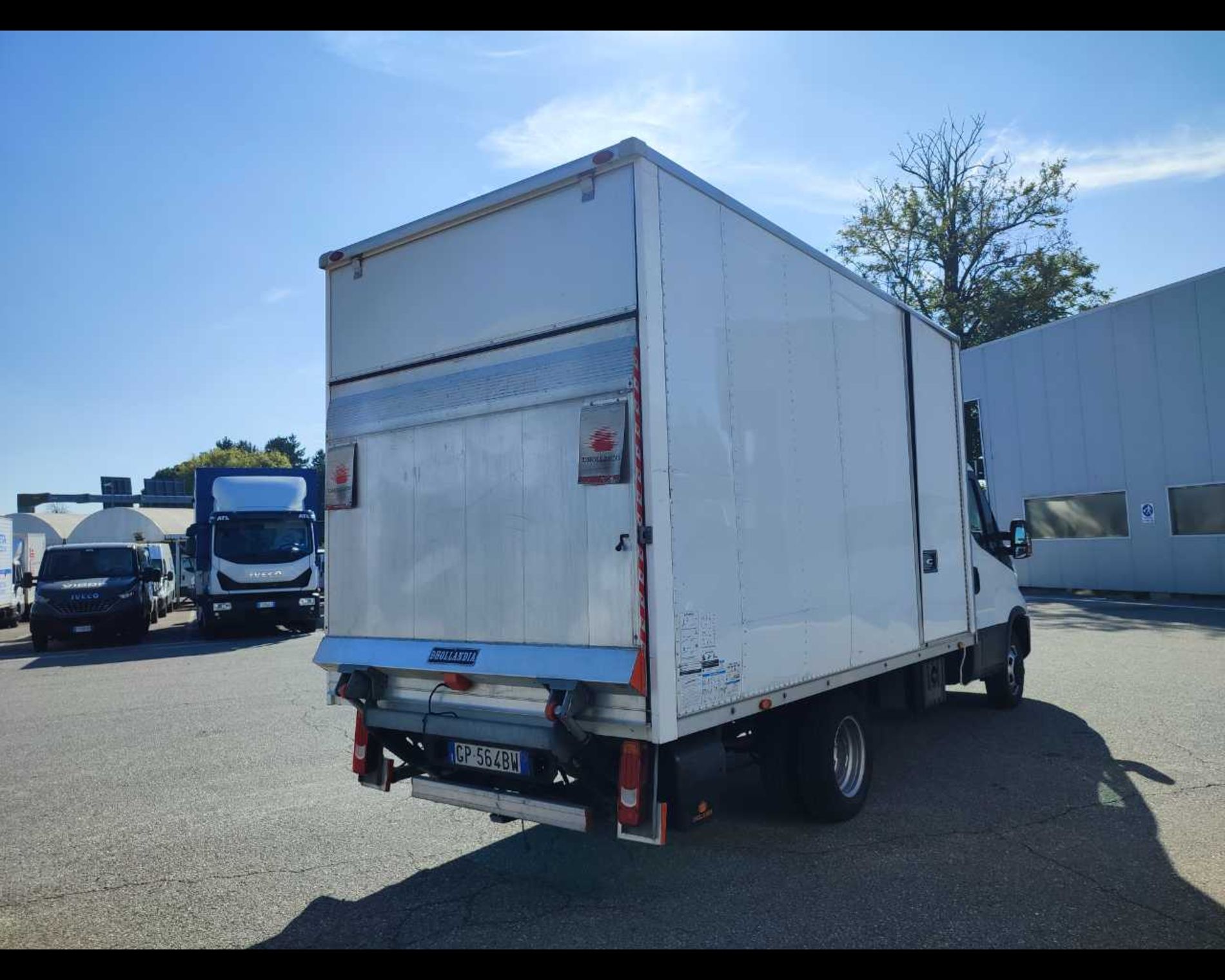 IVECO Daily 35 C14H BOX e SPONDA - Lombardia Truck
