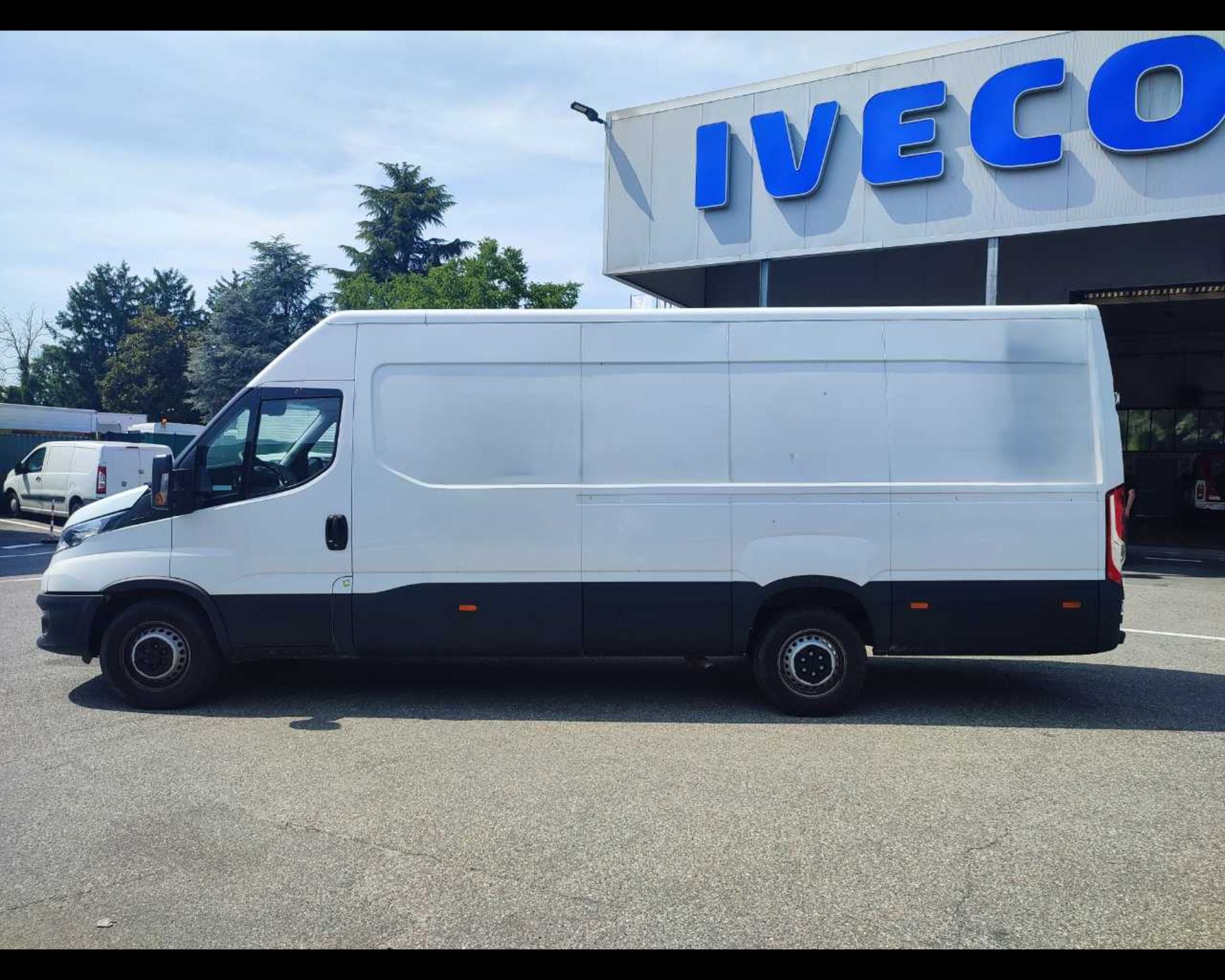 IVECO Daily 35 S14 V  - Lombardia Truck