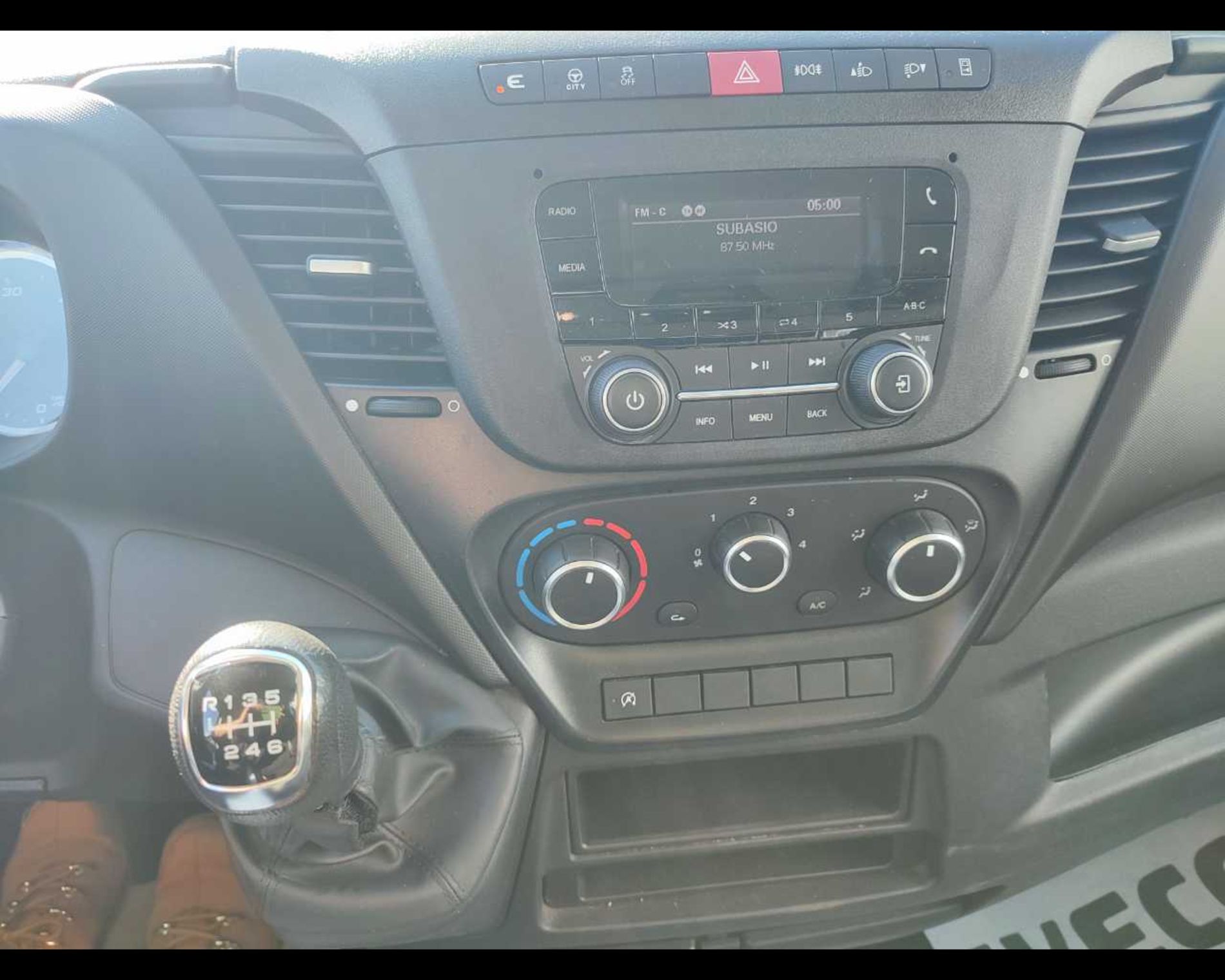 IVECO Daily 35 S14H con BOX - Lombardia Truck