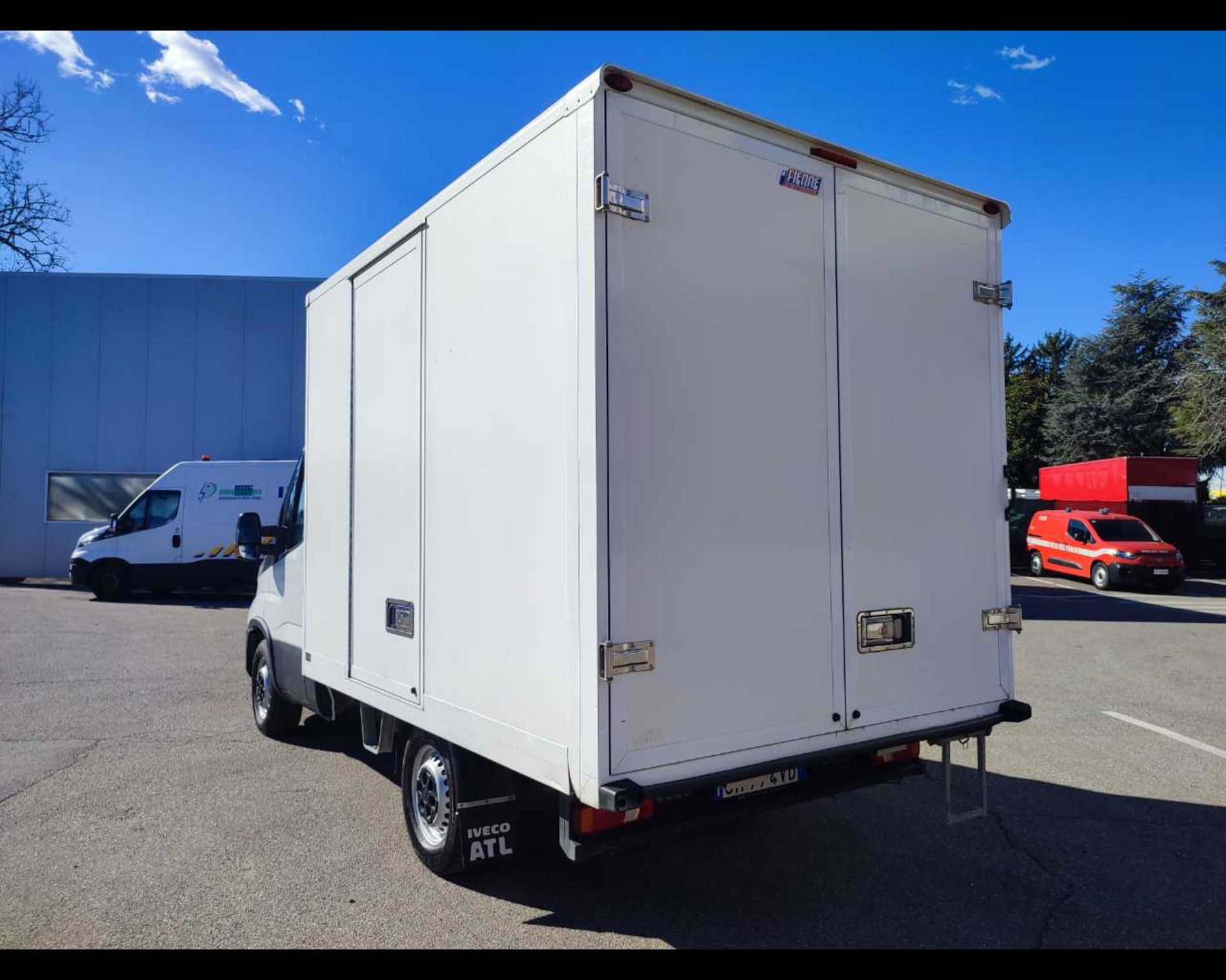 IVECO Daily 35 S14H con BOX - Lombardia Truck