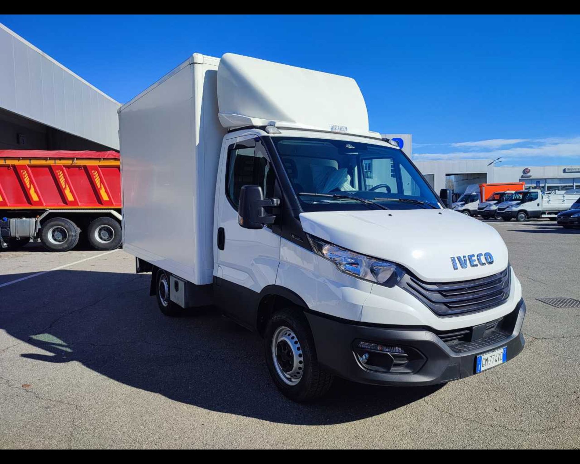IVECO Daily 35 S14H con BOX - Lombardia Truck