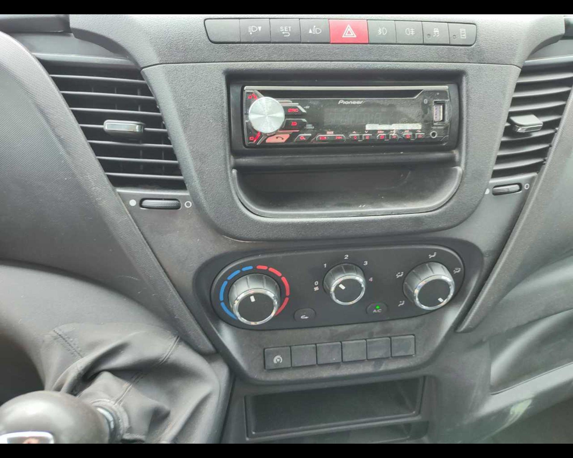 IVECO Daily 35 C14 3450 CENT E TELO - Lombardia Truck