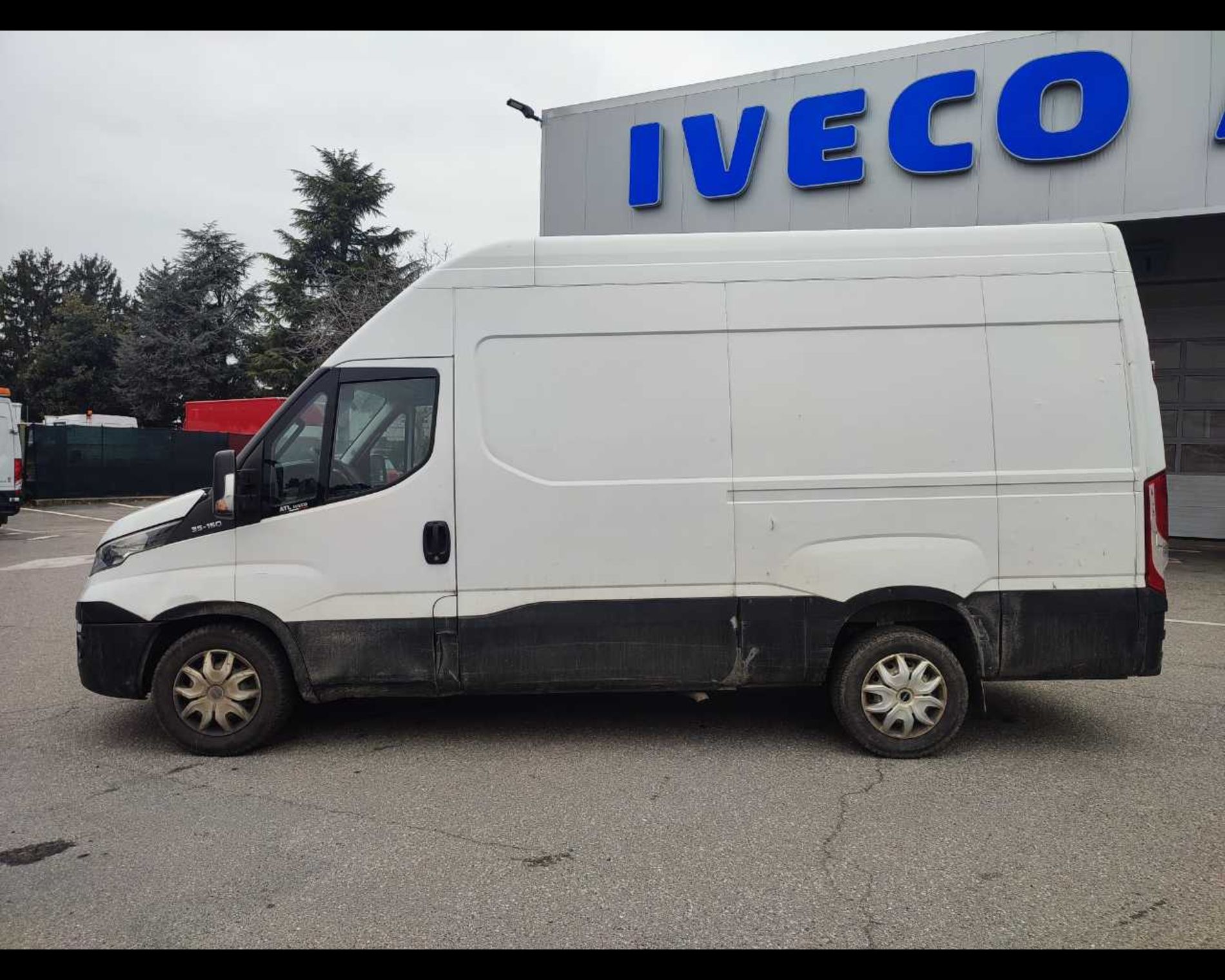 IVECO Daily 35 S15/2.3 SV H3  - Lombardia Truck