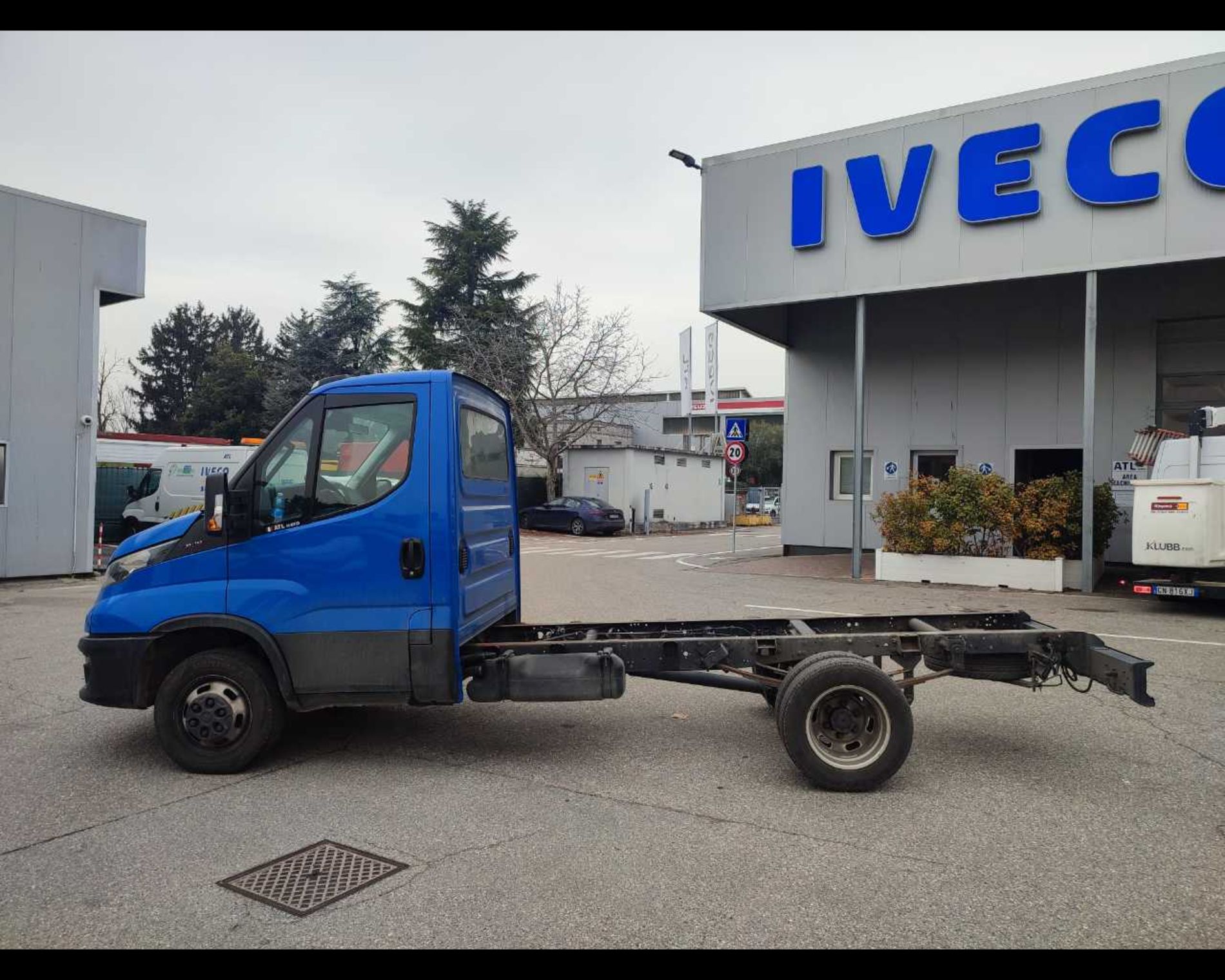 IVECO Daily 35 C16H 3.0 A TELAIO - Lombardia Truck
