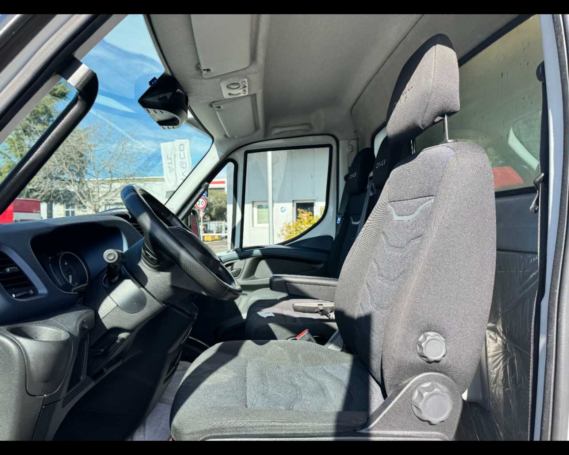 IVECO Daily 35 C16H 3.0 BOX E SPONDA - Lombardia Truck