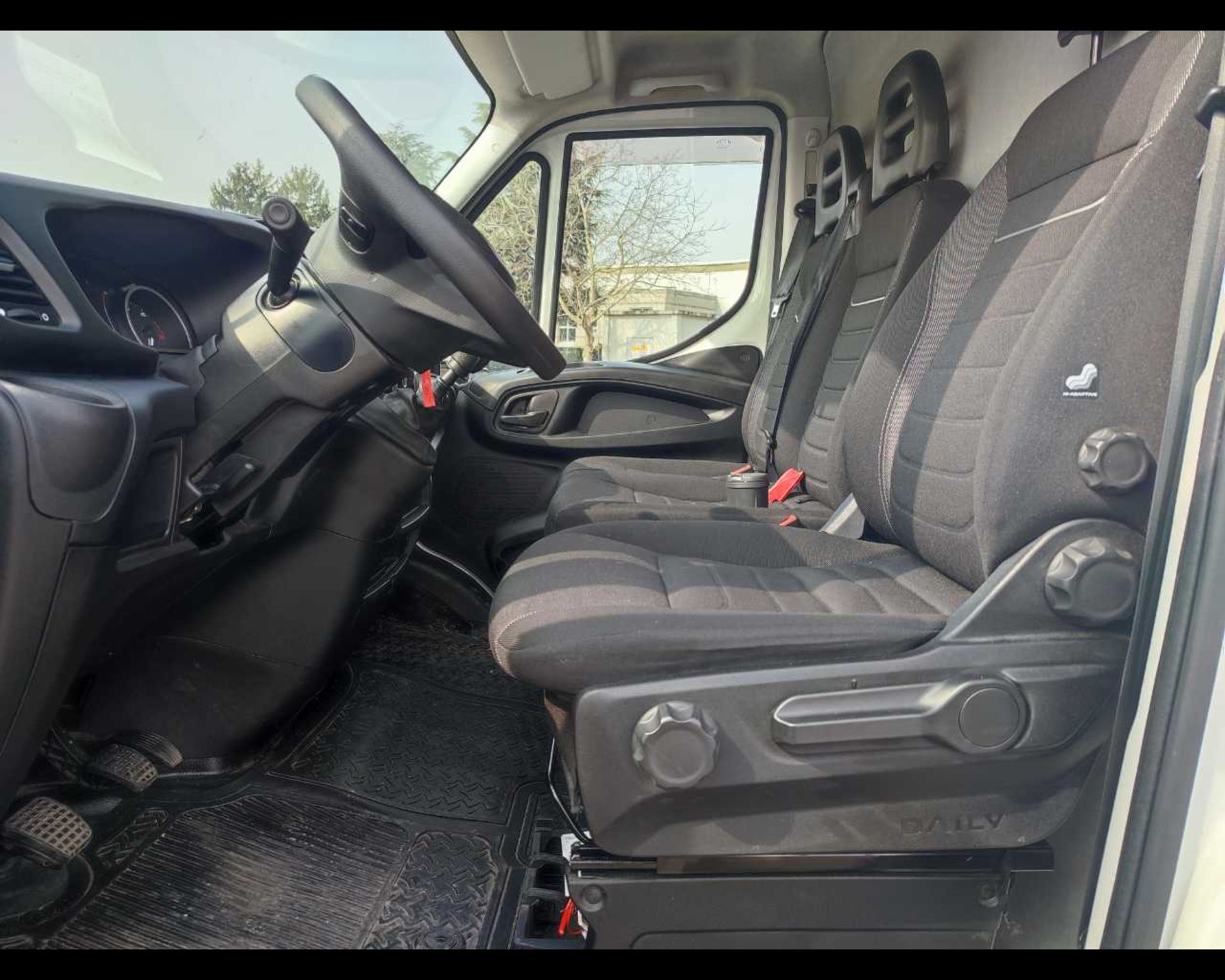 IVECO Daily 35 S16 V H3 3520L LD - Lombardia Truck