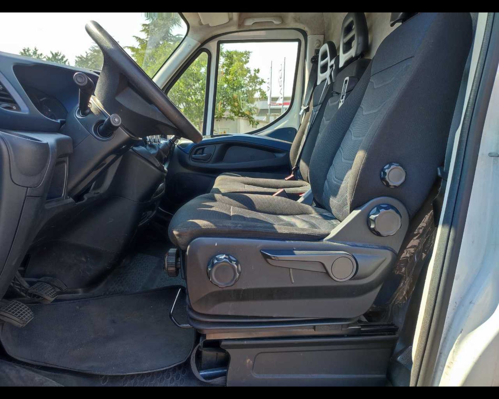 IVECO Daily 35 S16 V LH2 - Lombardia Truck