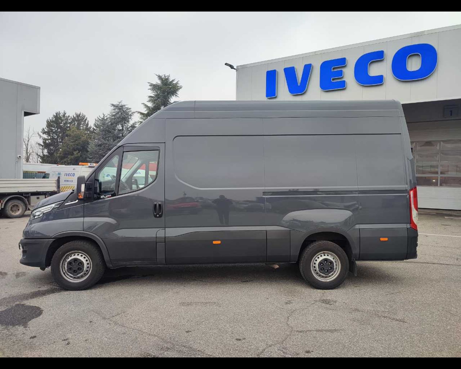 IVECO Daily 35 S16 2.3 A8 V LH3  - Lombardia Truck