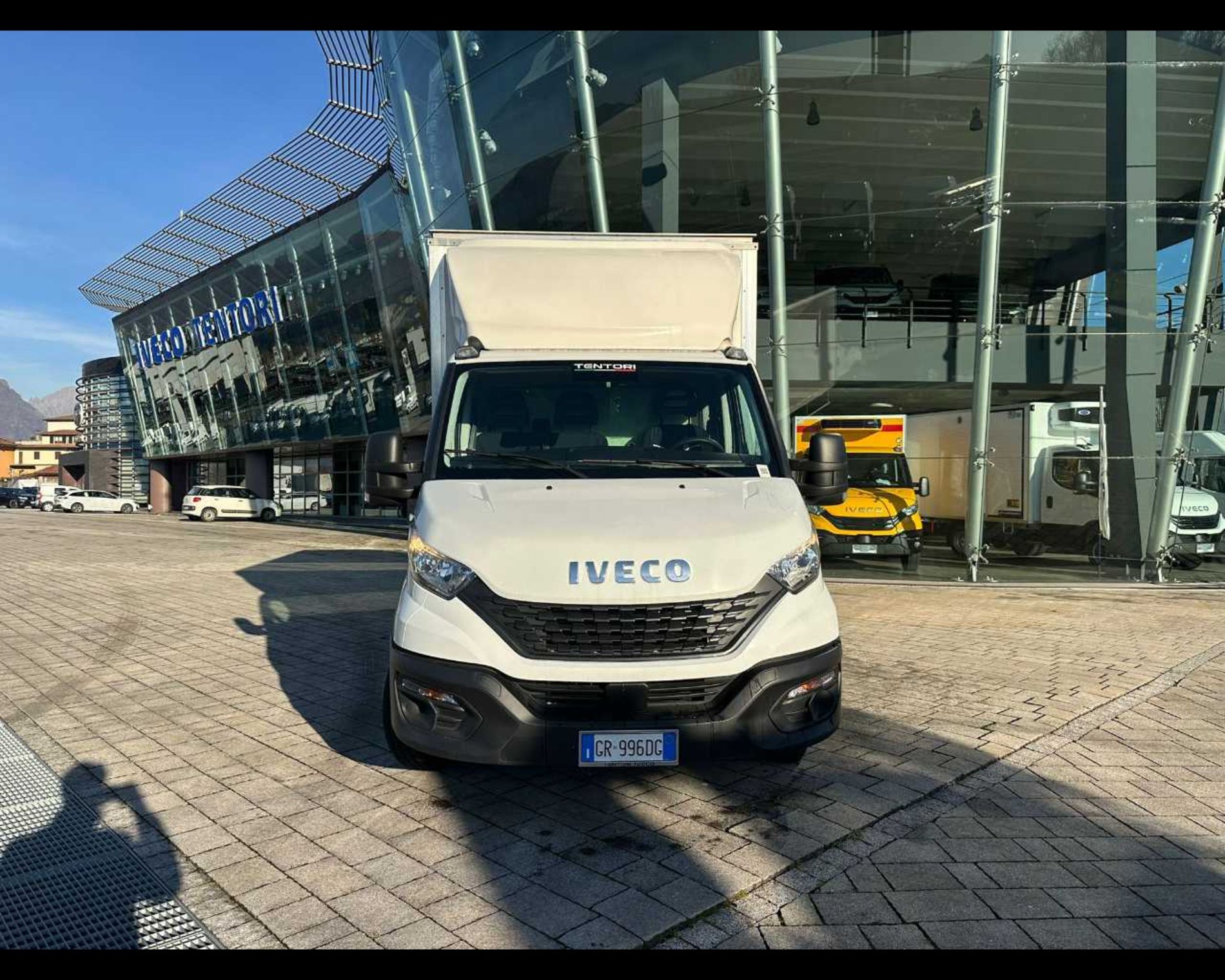 IVECO 35C16 H - FURGONE CON SPONDA CARICATRICE POSTERIORE - Lombardia Truck