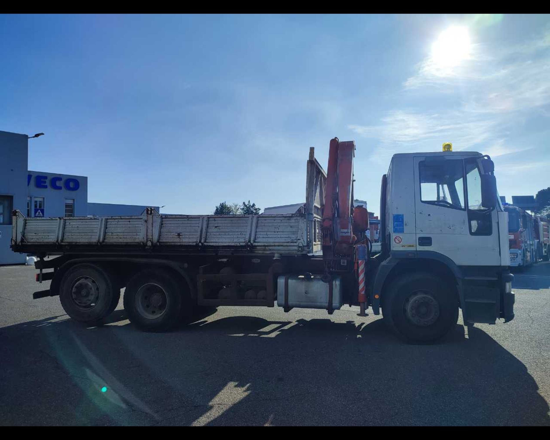 IVECO 190E27 RIB + GRU - Lombardia Truck