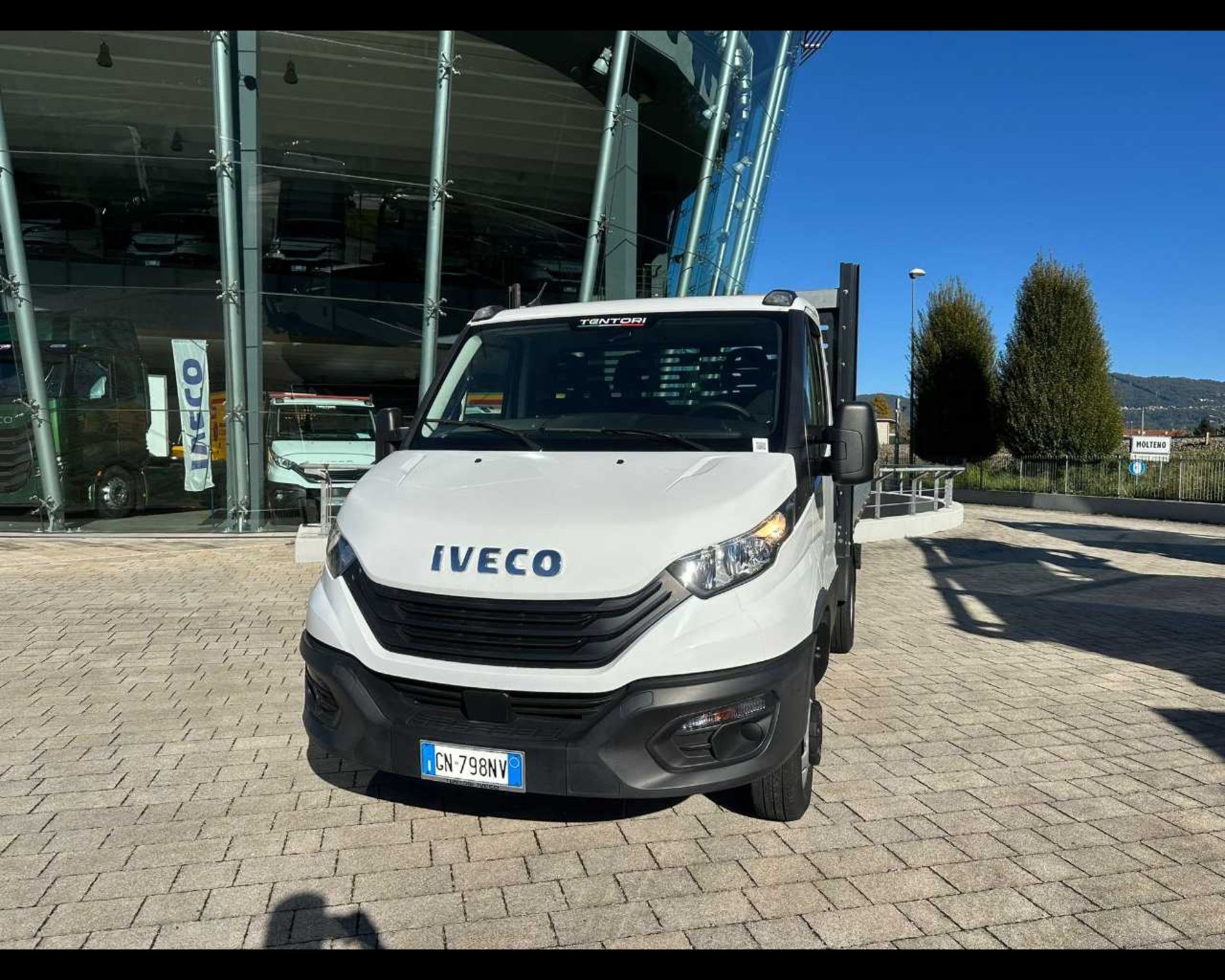 IVECO 35C14 H - CASSONE RIBALTABILE TRILATERALE - Lombardia Truck