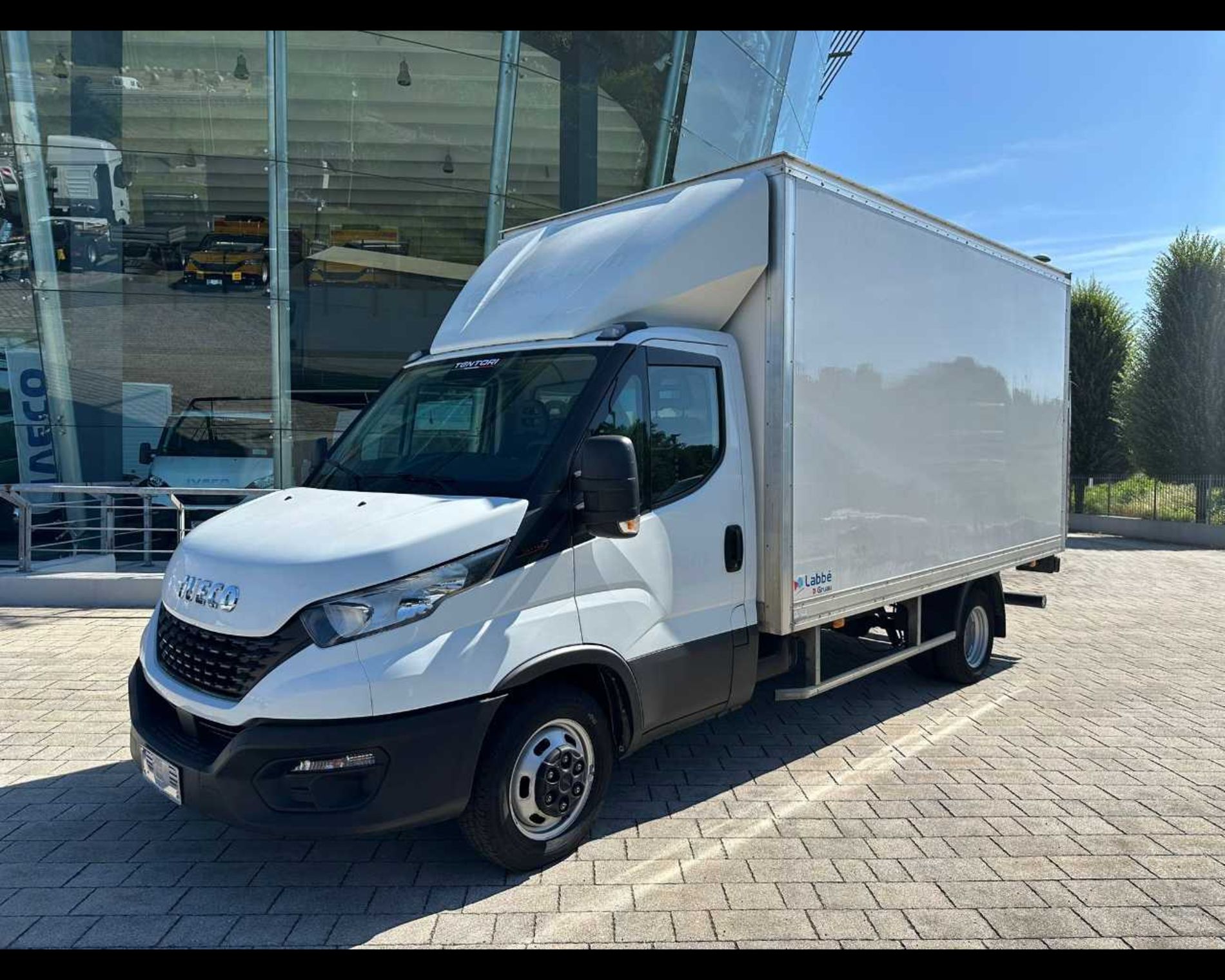 IVECO 35C16 H - FURGONE CON SPONDA CARICATRICE POSTERIORE - Lombardia Truck