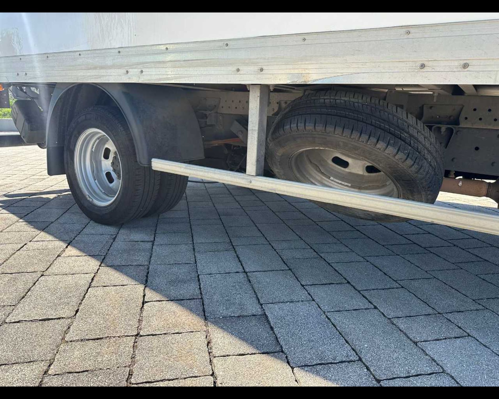 IVECO 35C16 H - FURGONE CON SPONDA CARICATRICE POSTERIORE - Lombardia Truck